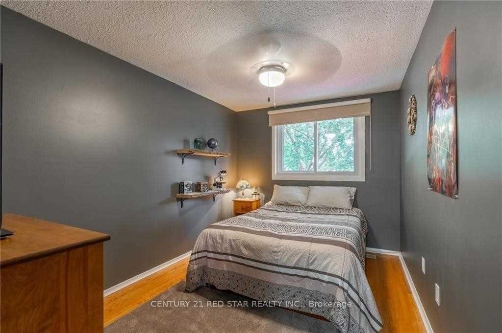 Photo 15 of Unit 3, 151 Gateshead Crescent, Hamilton, Stoney Creek — HOMEH
