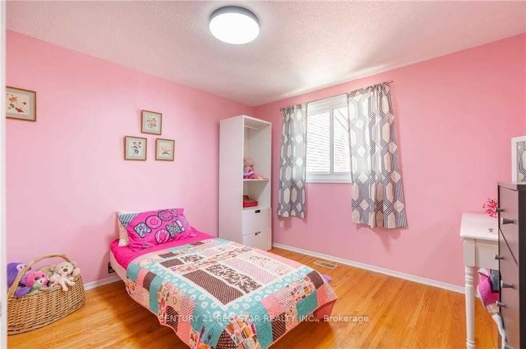 Photo 17 of Unit 3, 151 Gateshead Crescent, Hamilton, Stoney Creek — HOMEH