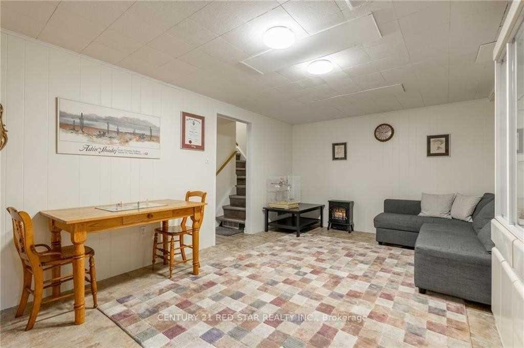 Photo 20 of Unit 3, 151 Gateshead Crescent, Hamilton, Stoney Creek — HOMEH