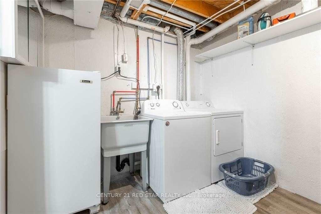 Photo 24 of Unit 3, 151 Gateshead Crescent, Hamilton, Stoney Creek — HOMEH