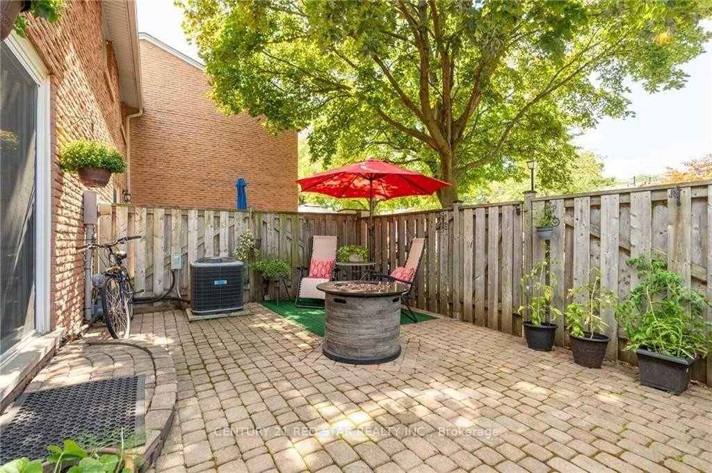 Photo 26 of Unit 3, 151 Gateshead Crescent, Hamilton, Stoney Creek — HOMEH