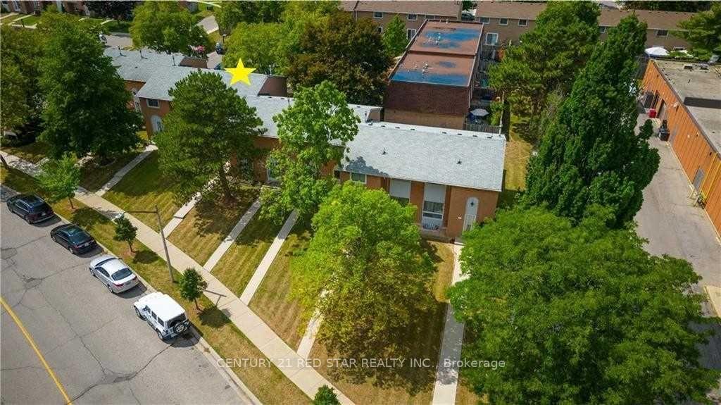 Photo 27 of Unit 3, 151 Gateshead Crescent, Hamilton, Stoney Creek — HOMEH