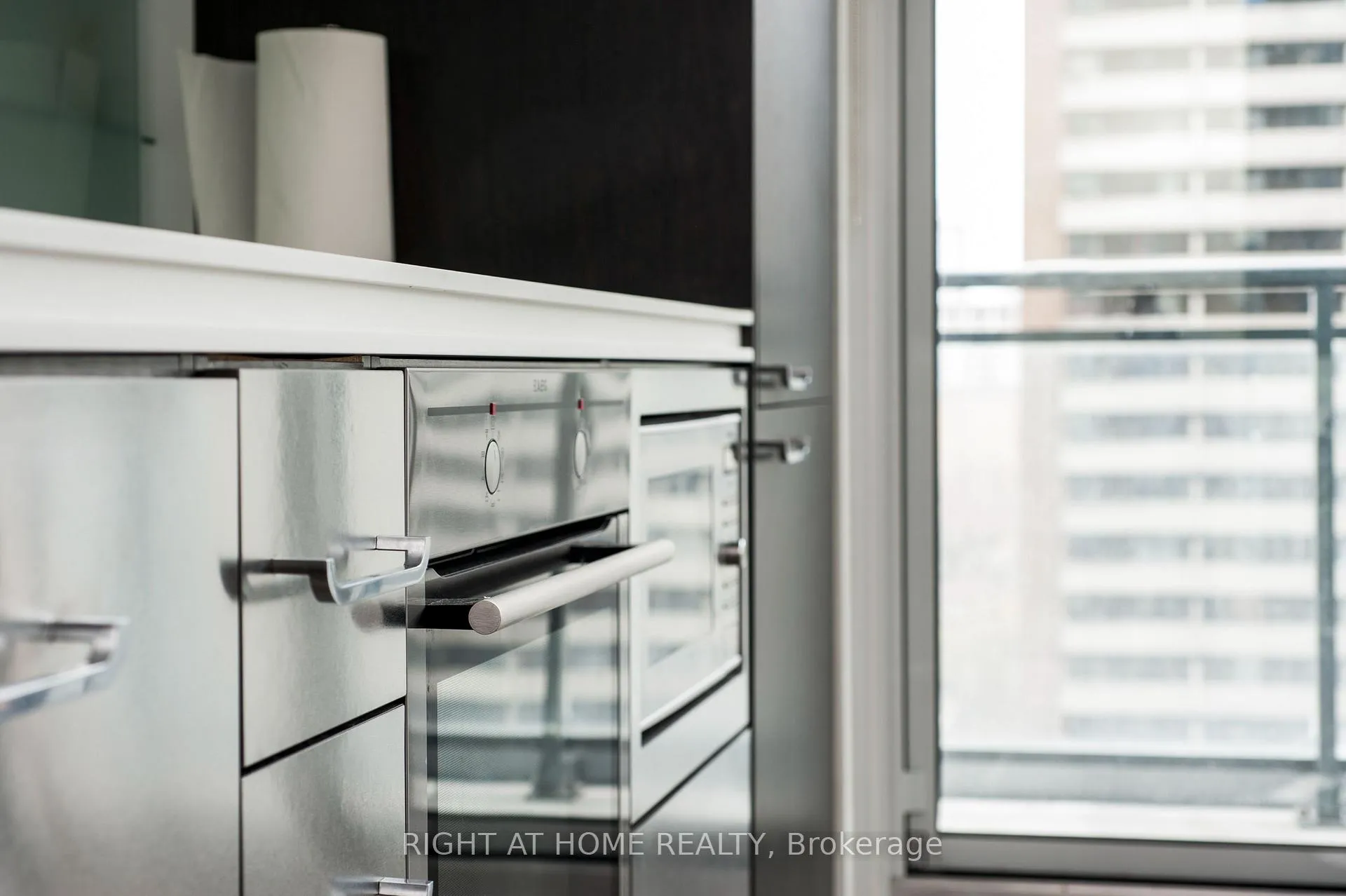 Photo 8 of Unit 1101, 45 Charles Street E, Toronto, Church-Yonge Corridor — HOMEH