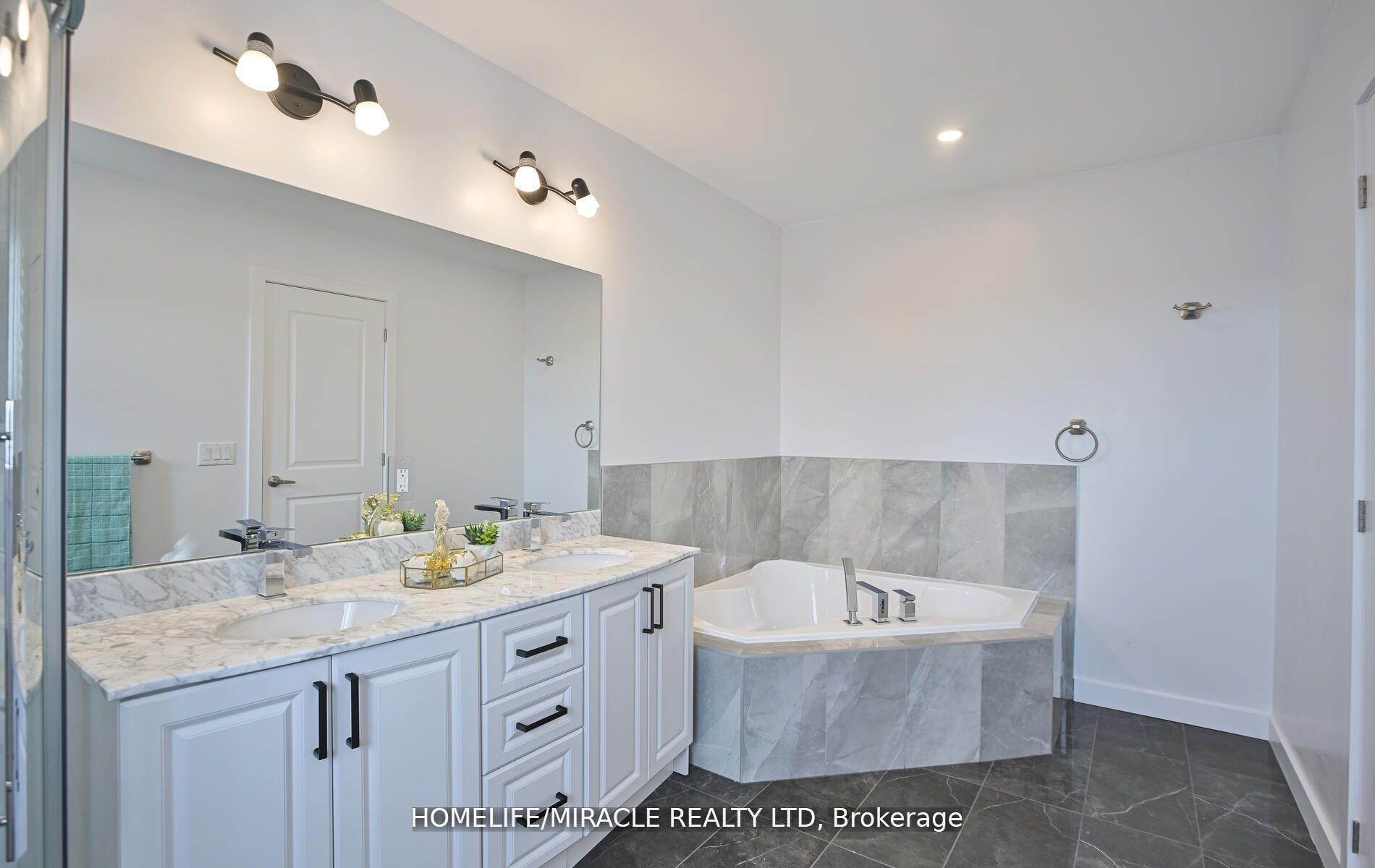 Photo 24 of Unit 91, 7497 County Road, Clearview, Stayner — HOMEH