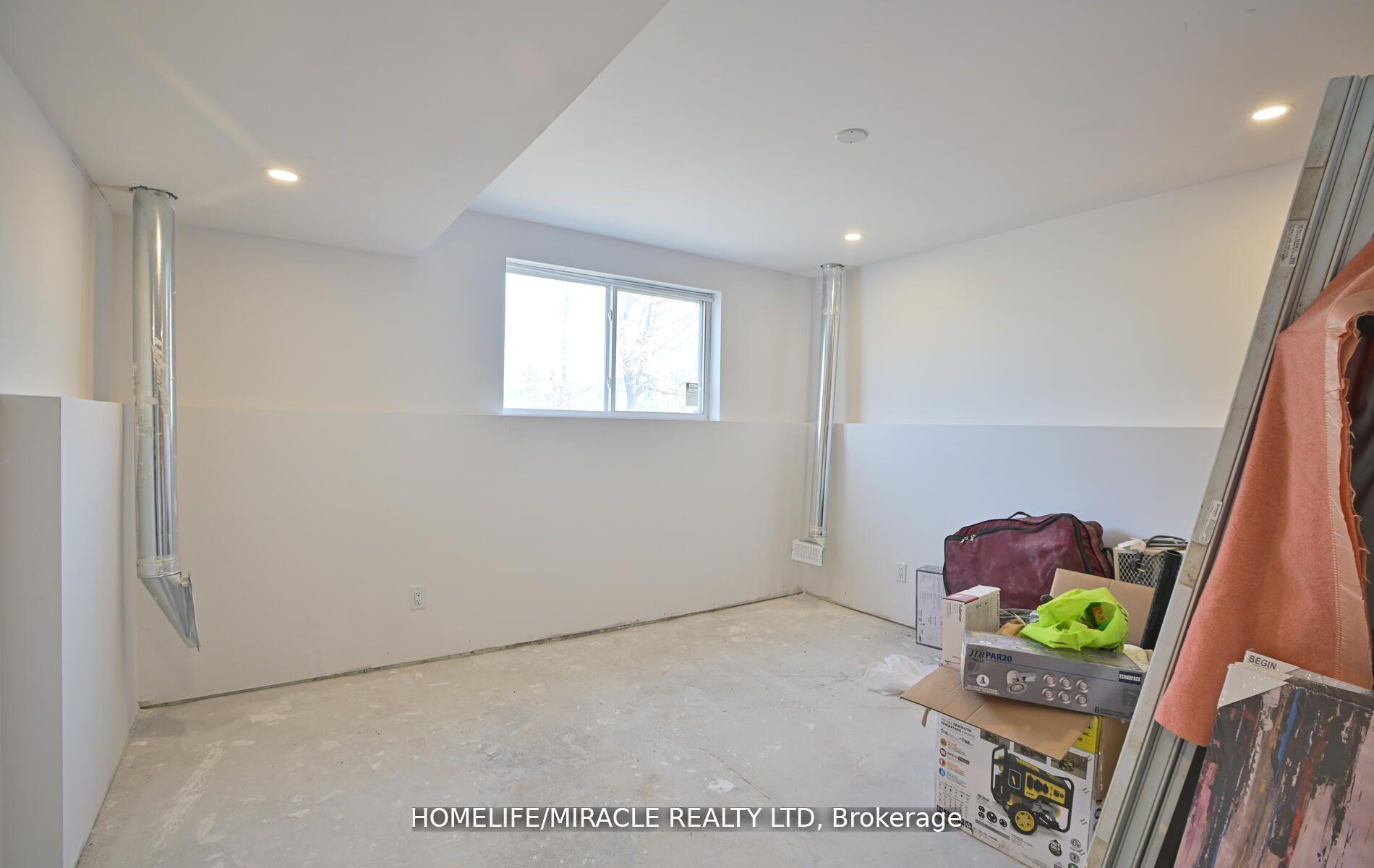 Photo 37 of Unit 91, 7497 County Road, Clearview, Stayner — HOMEH