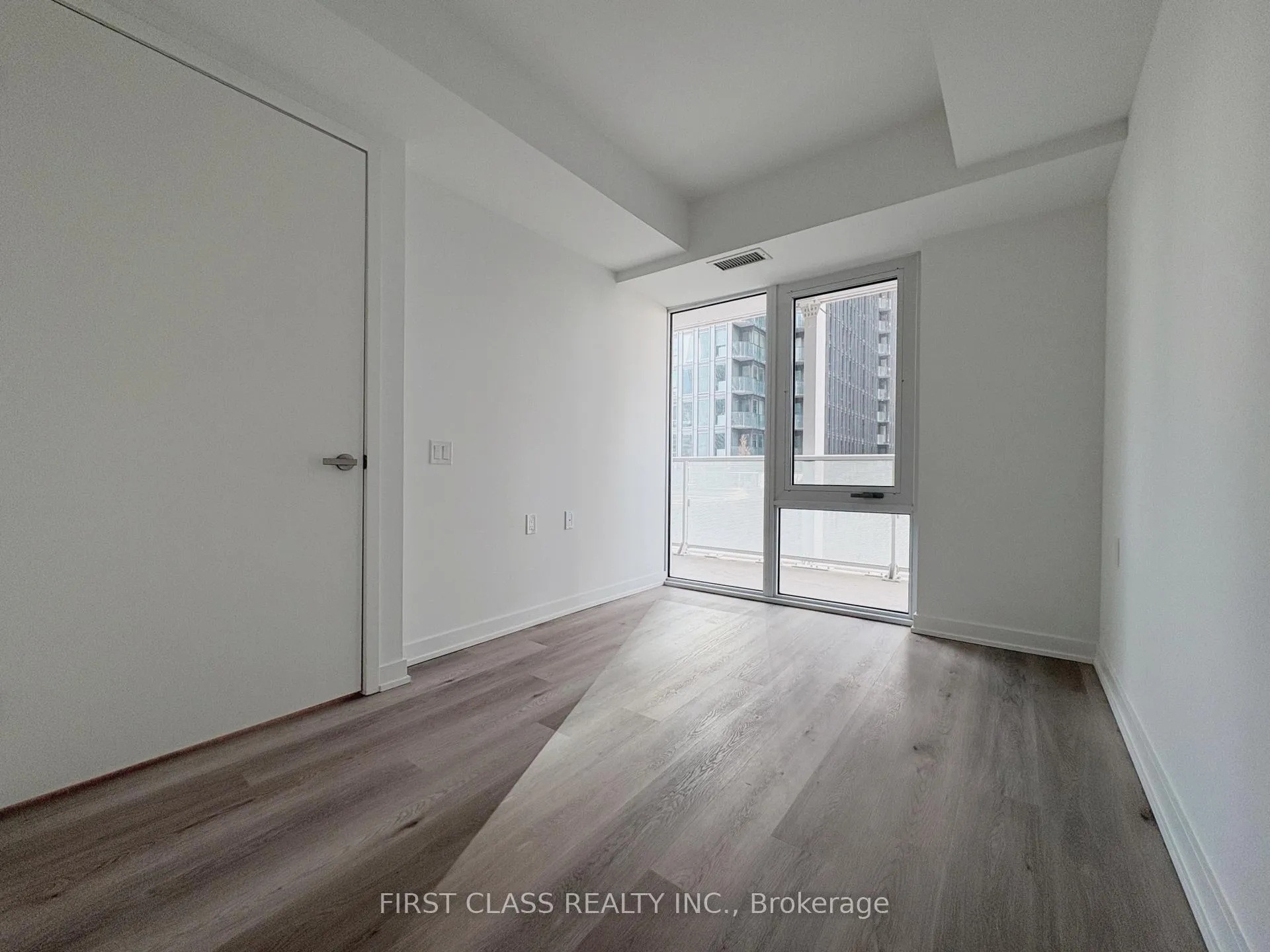 Photo 11 of Unit 816, 88 Queen Street E, Toronto, Church-Yonge Corridor — HOMEH