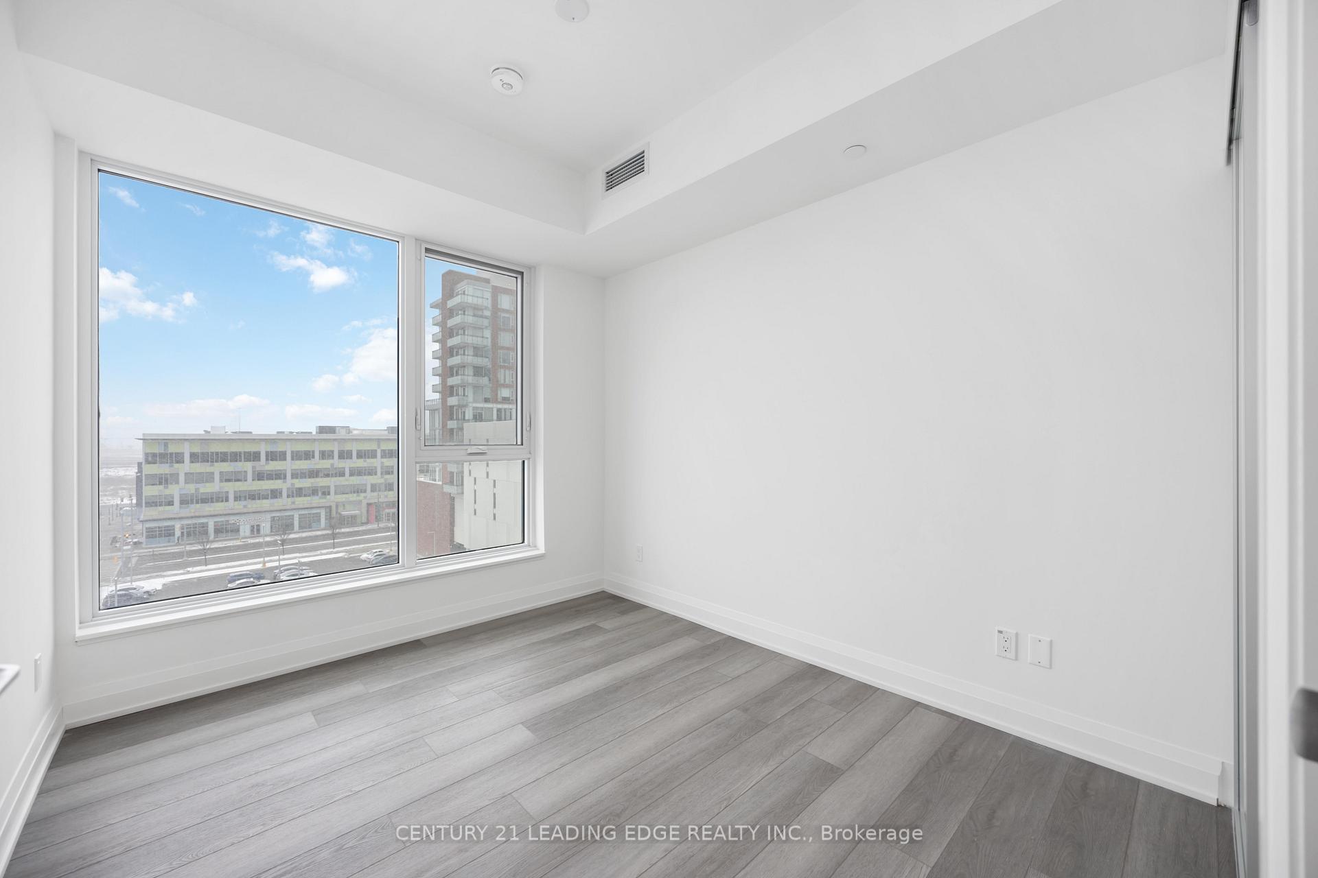 Photo 13 of Unit 708D, 38 Andre De Grasse Street, Markham, Unionville — HOMEH