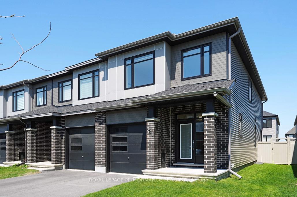 Photo 2 of 627 Taliesin Crescent, Ottawa, Remainder of Stittsville & Area — HOMEH