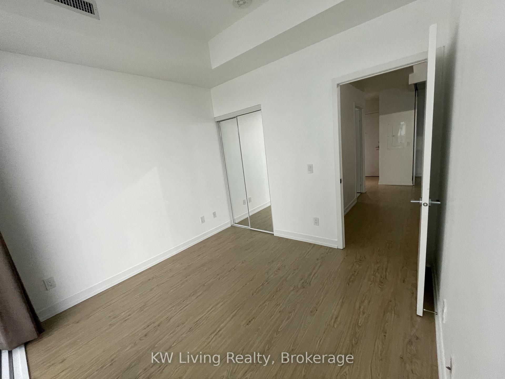 Photo 4 of Unit 2202, 85 Wood Street, Toronto, Church-Yonge Corridor — HOMEH