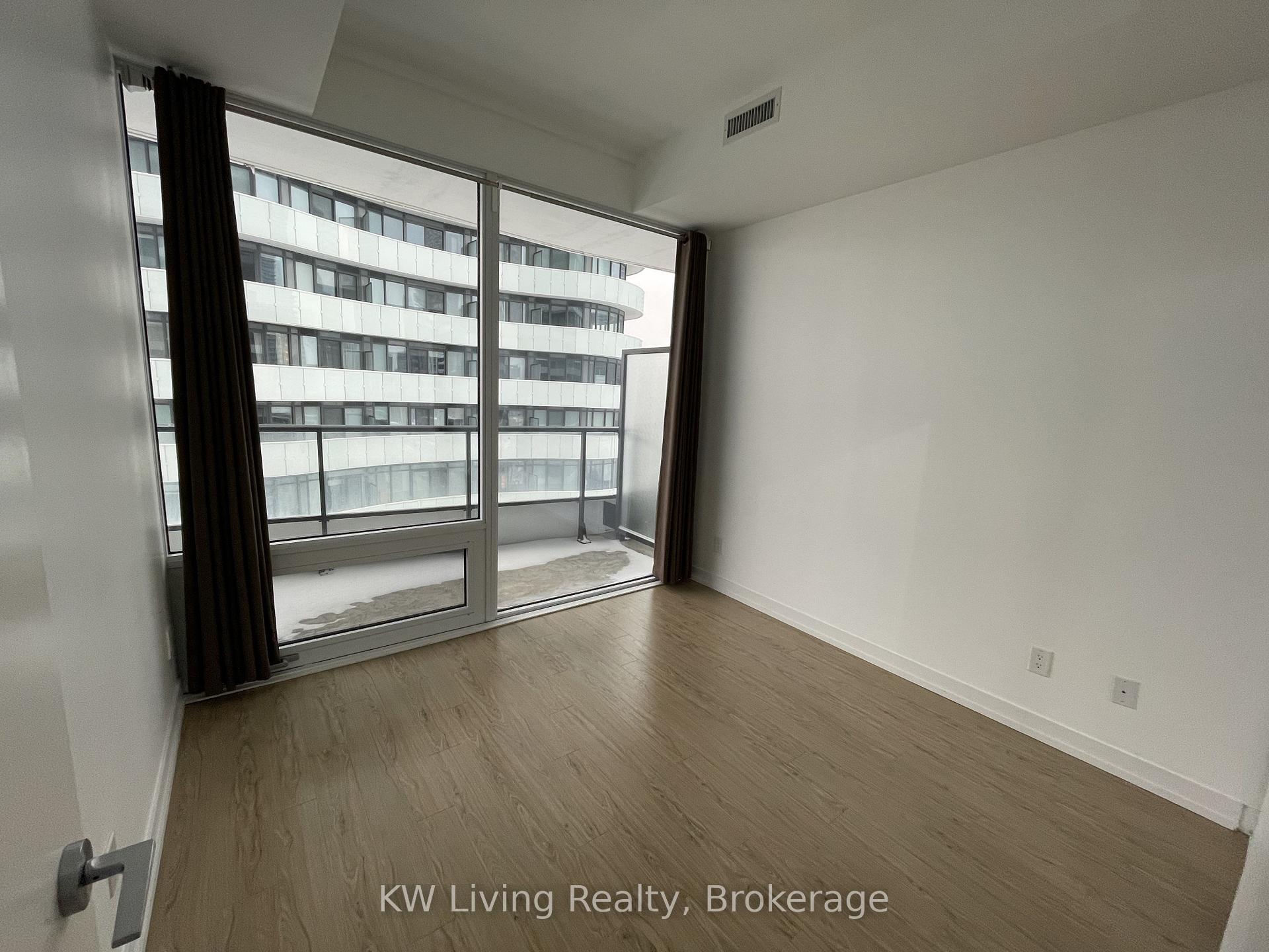 Photo 5 of Unit 2202, 85 Wood Street, Toronto, Church-Yonge Corridor — HOMEH