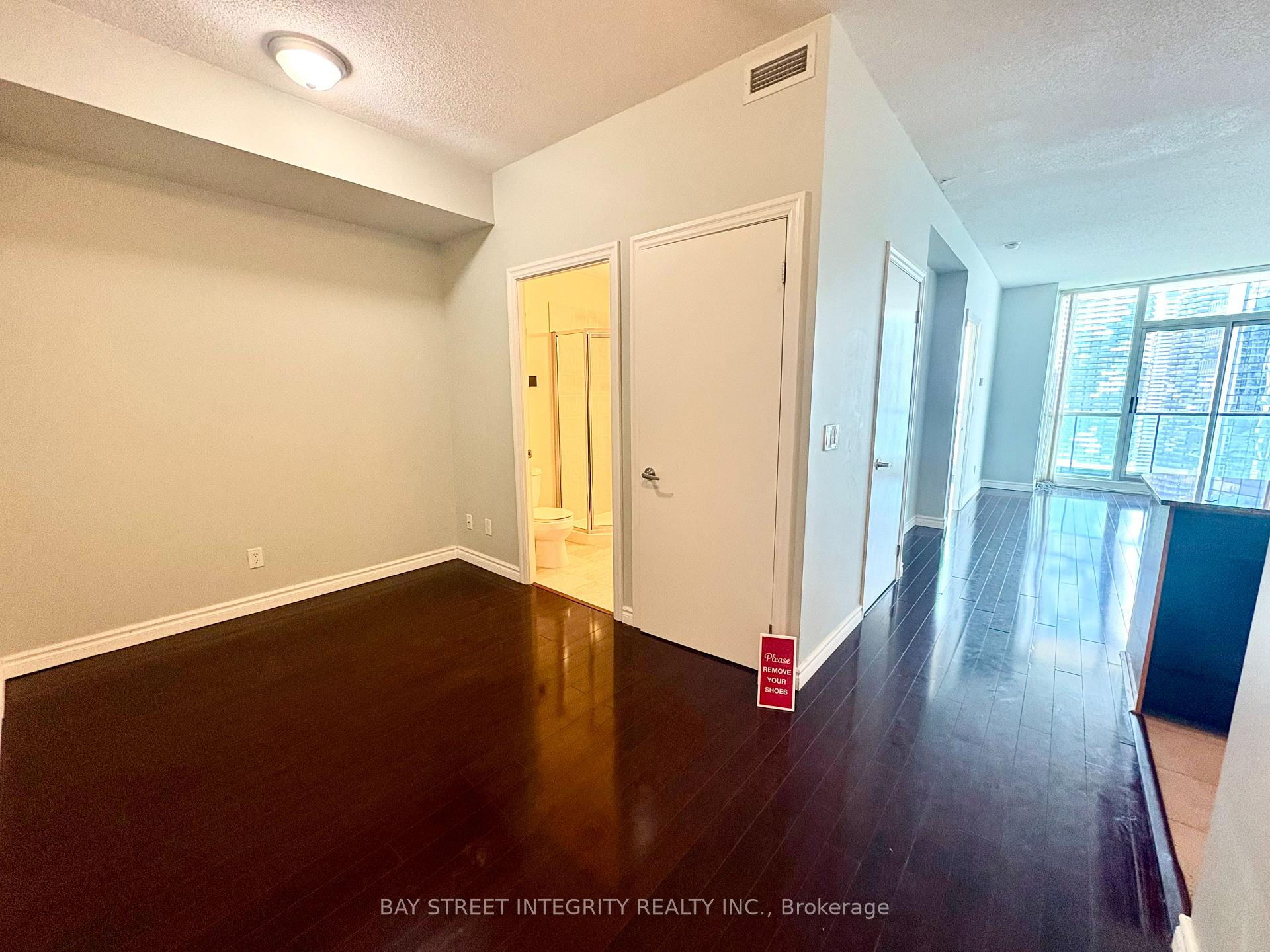 Photo 2 of Unit 2807, 16 Yonge Street, Toronto, Waterfront Communities — HOMEH