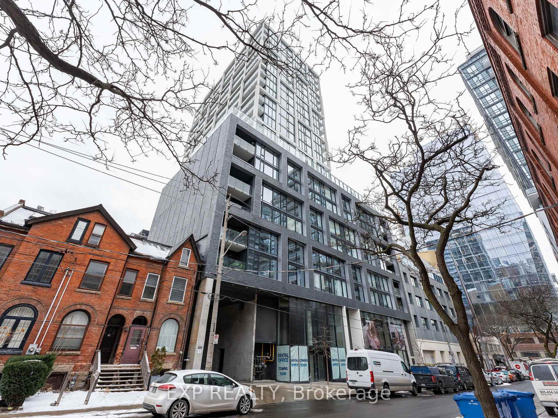Front of Unit 2109, 55 Ontario Street