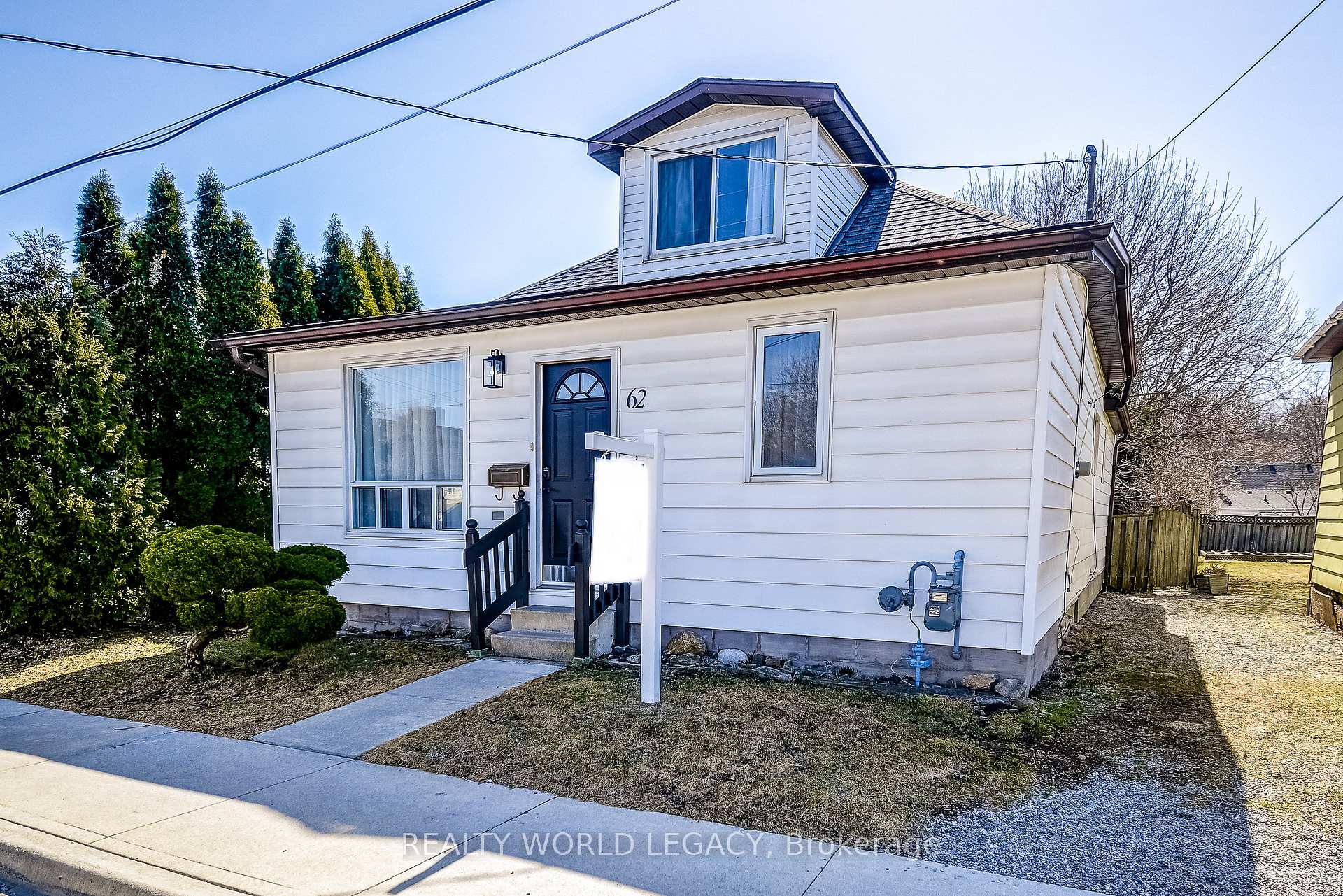 Photo 6 of 62 Baldwin Street, Hamilton, Dundas — HOMEH