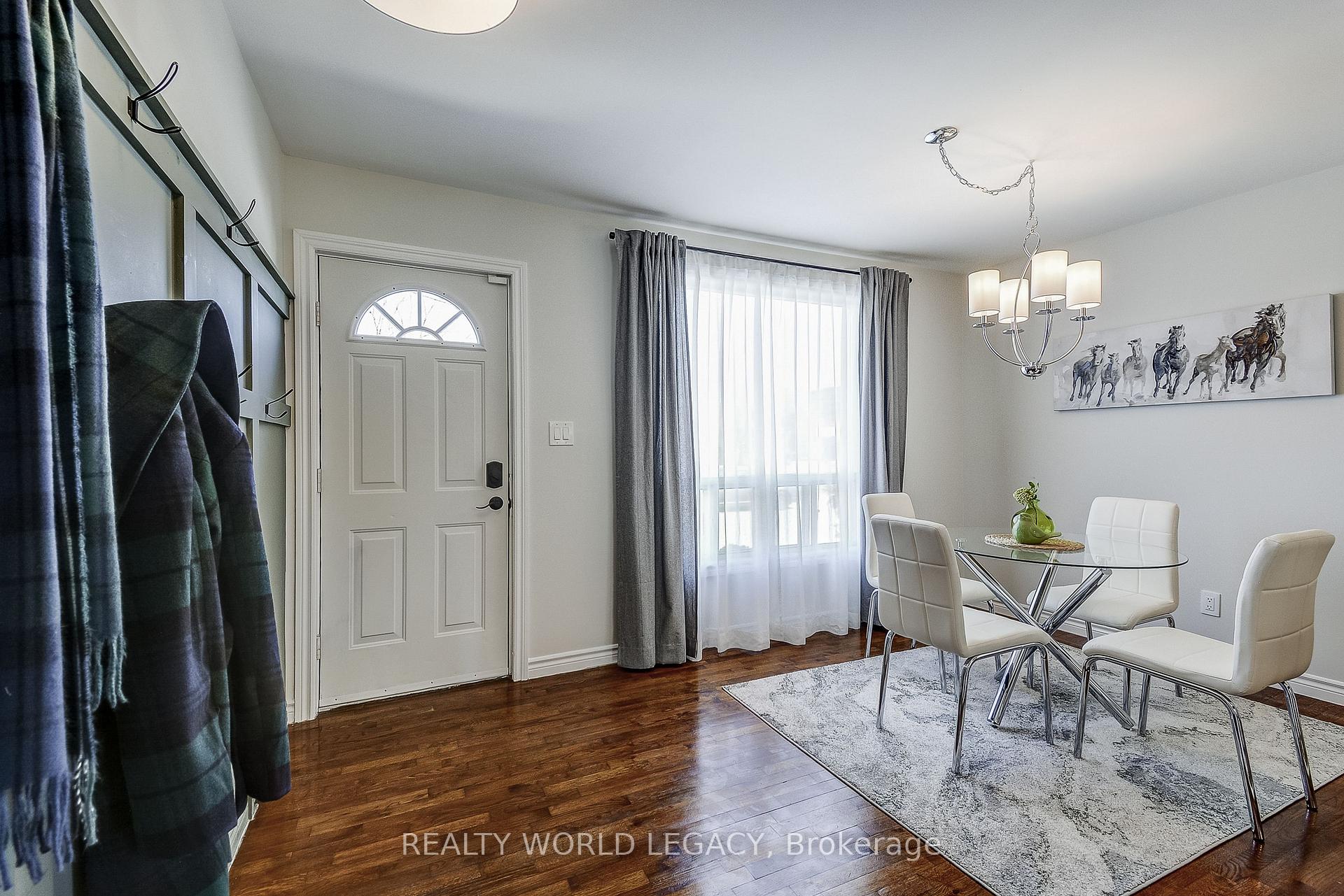 Photo 10 of 62 Baldwin Street, Hamilton, Dundas — HOMEH
