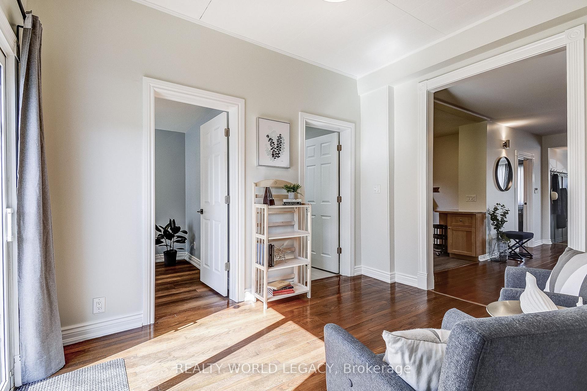 Photo 24 of 62 Baldwin Street, Hamilton, Dundas — HOMEH