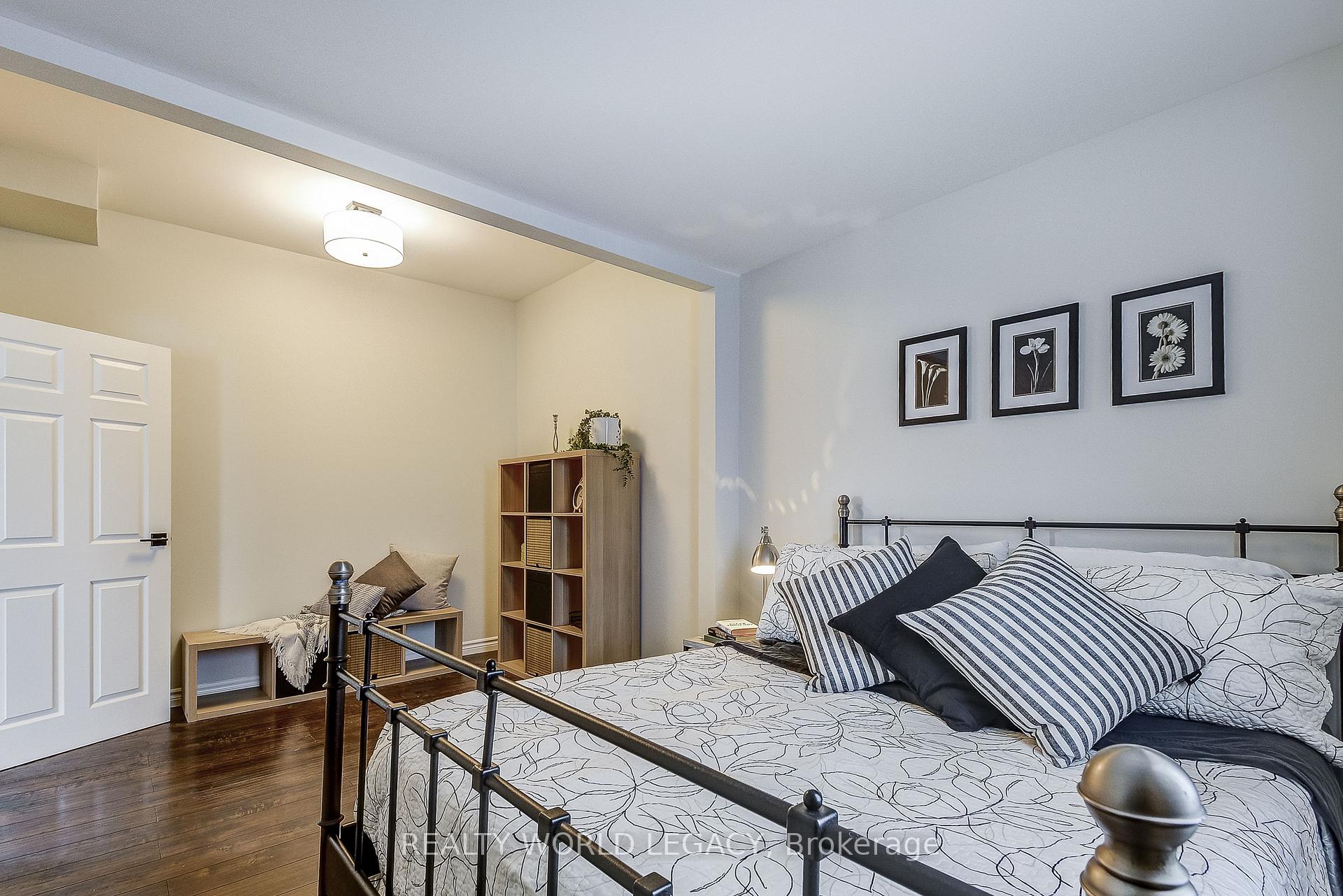 Photo 26 of 62 Baldwin Street, Hamilton, Dundas — HOMEH