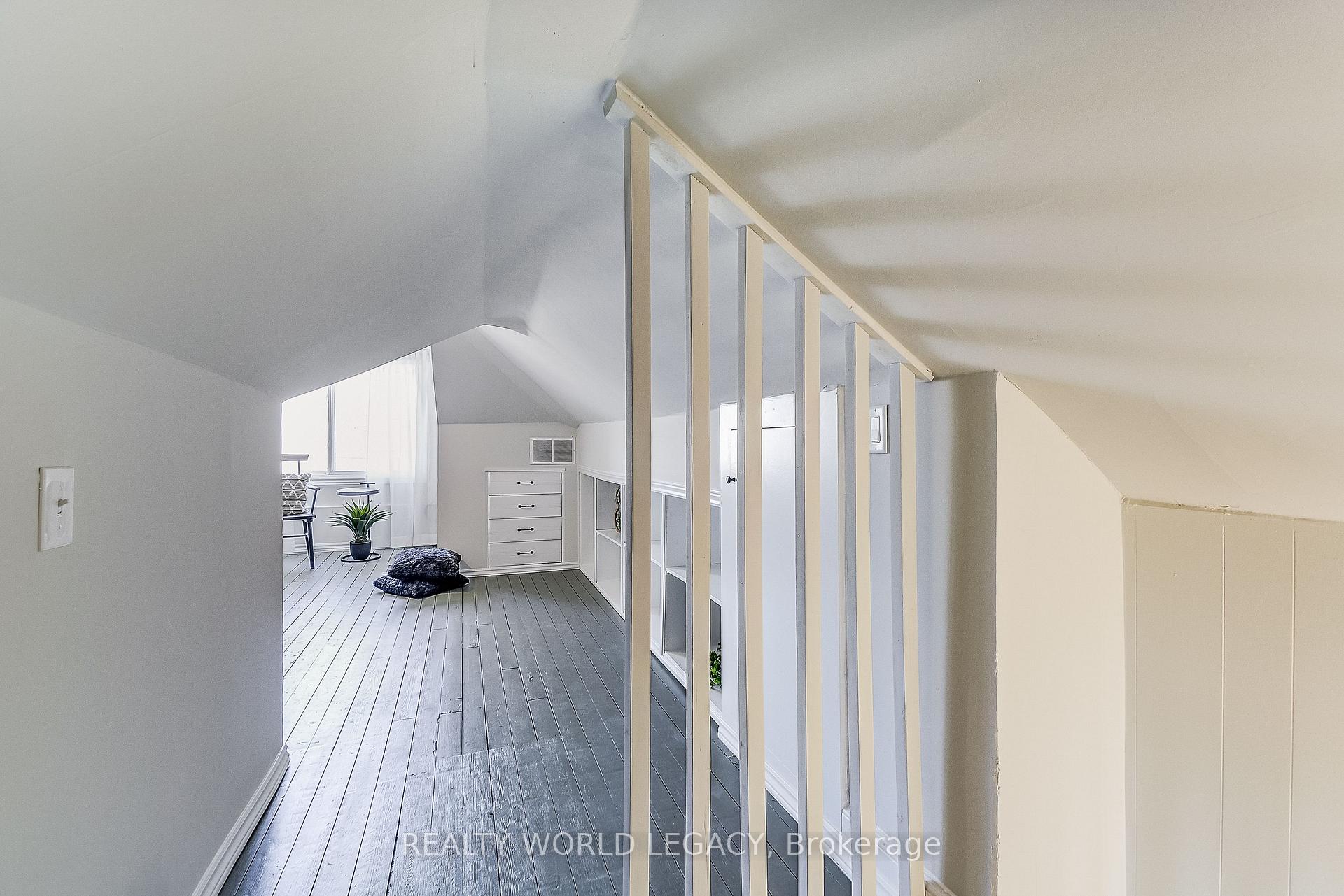 Photo 30 of 62 Baldwin Street, Hamilton, Dundas — HOMEH