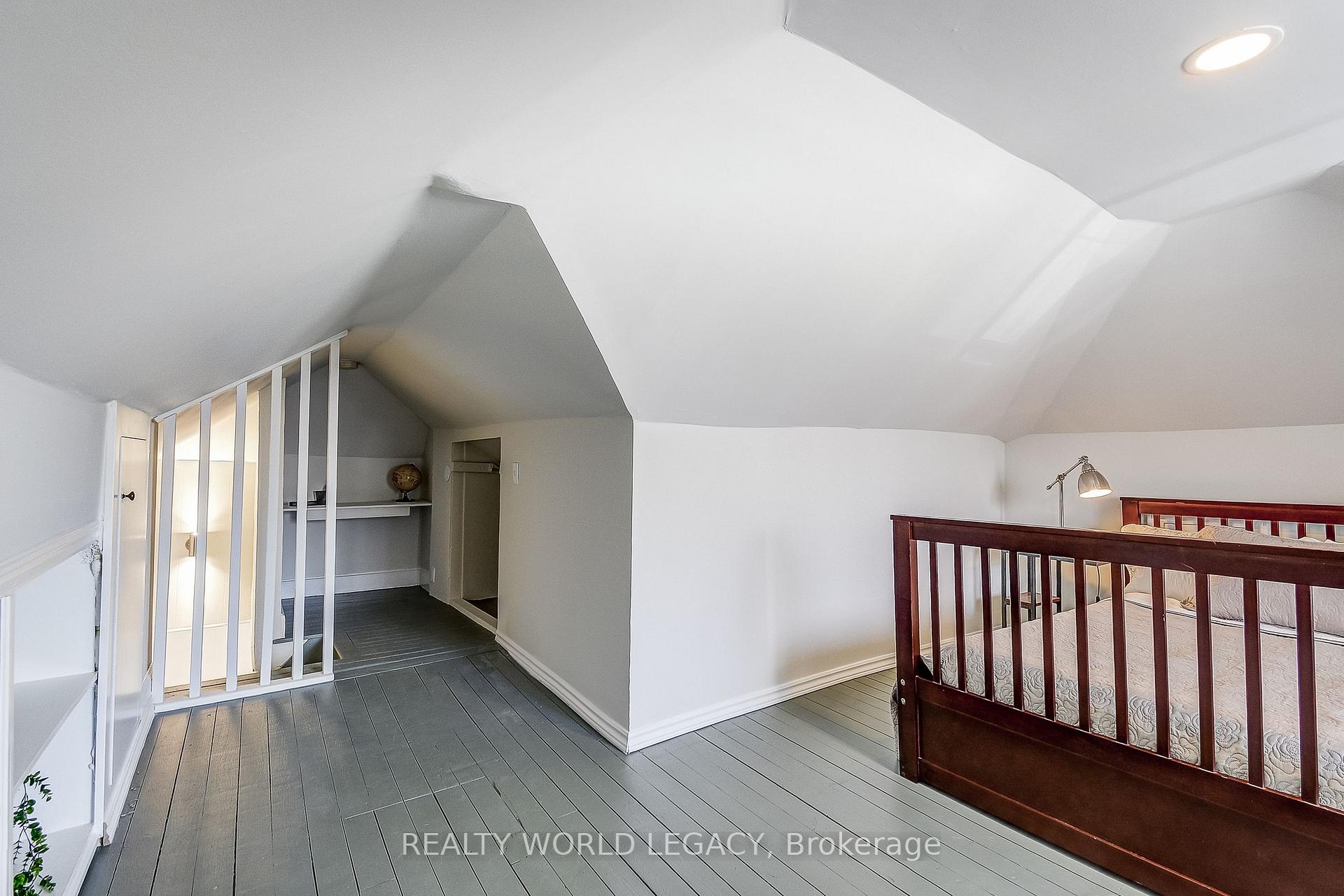 Photo 34 of 62 Baldwin Street, Hamilton, Dundas — HOMEH