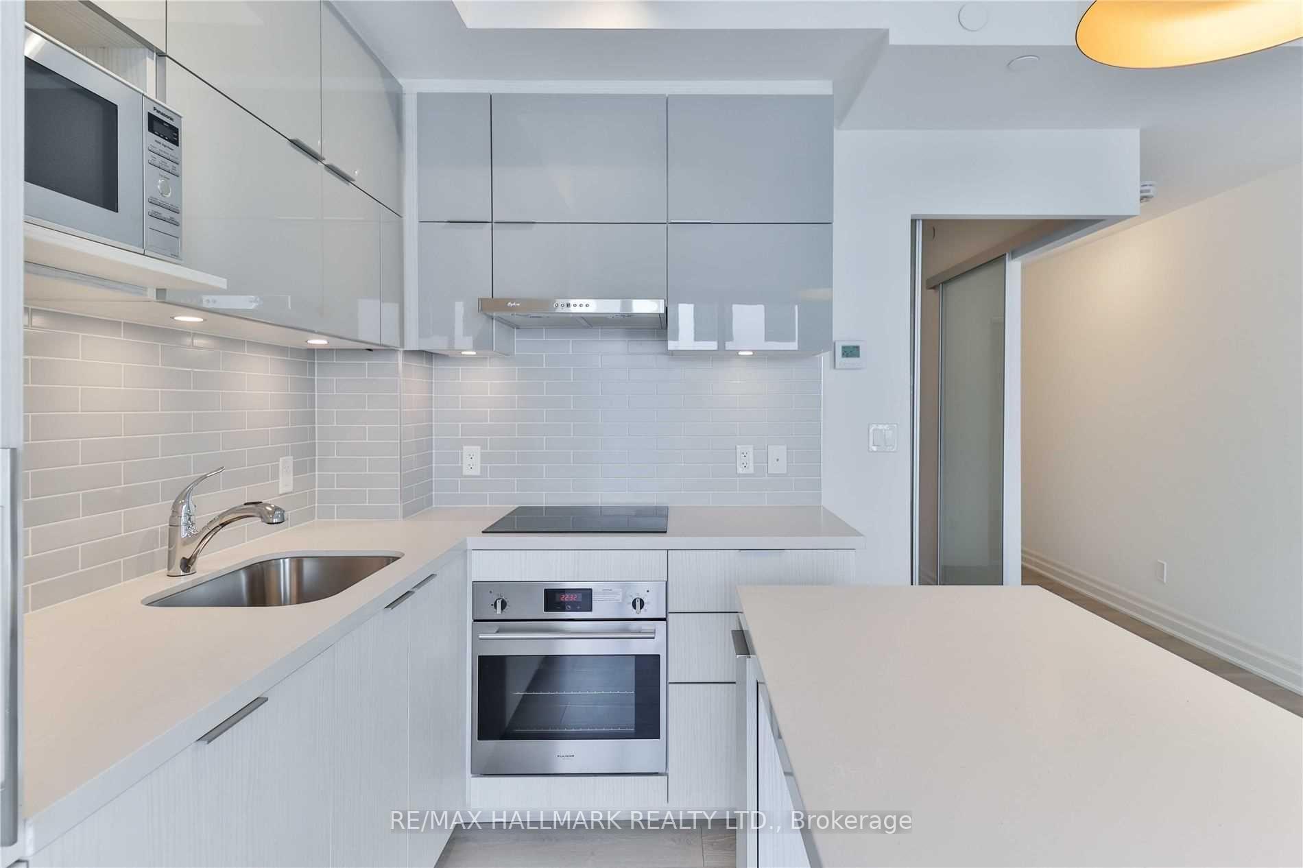 Photo 12 of Unit 803A, 10 Rouge Valley Drive W, Markham, Unionville — HOMEH