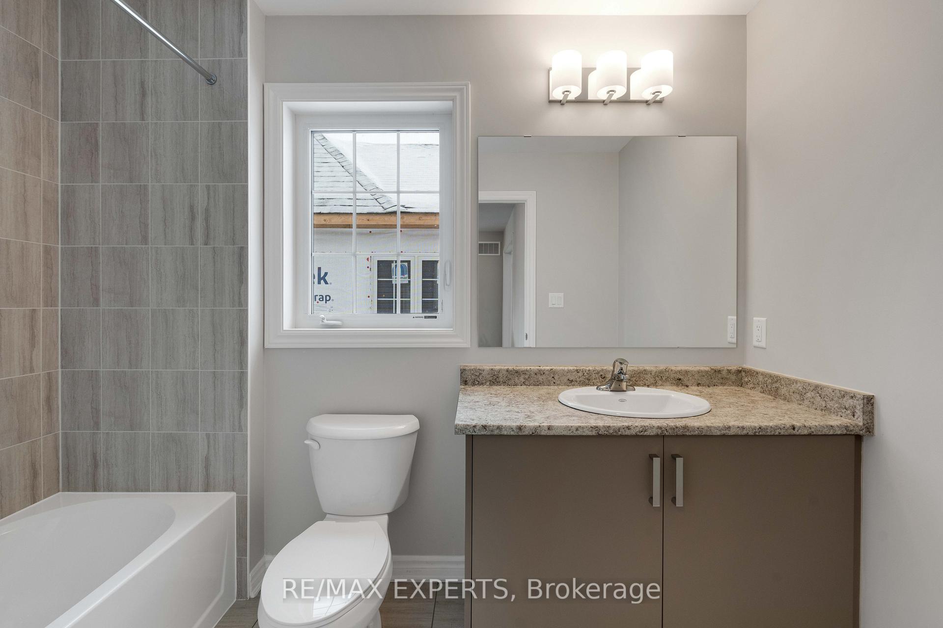 Photo 23 of 282 Springfield Crescent, Clearview, Stayner — HOMEH