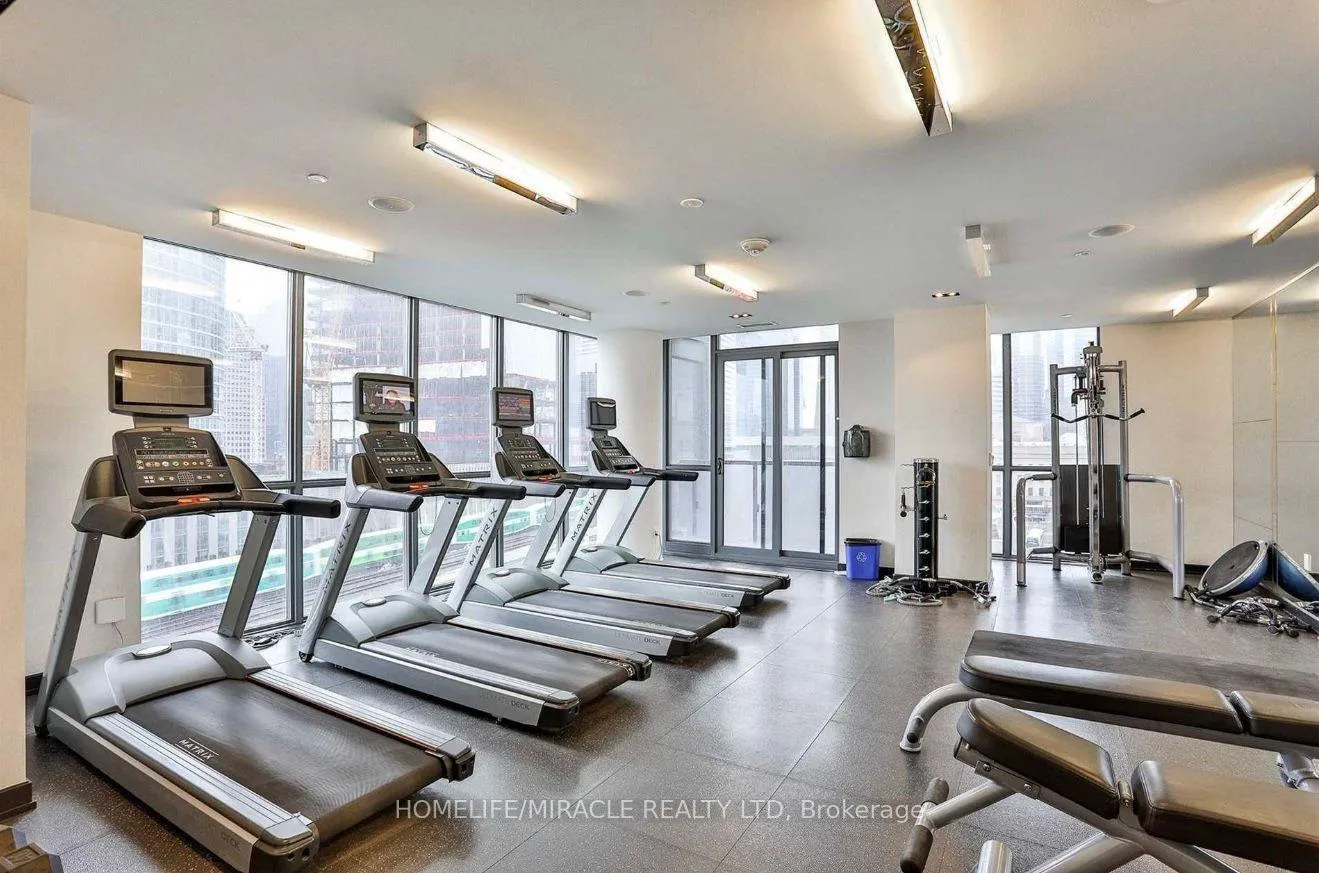 Photo 9 of Unit 1604, 1 The Esplanade, Toronto, Waterfront Communities — HOMEH