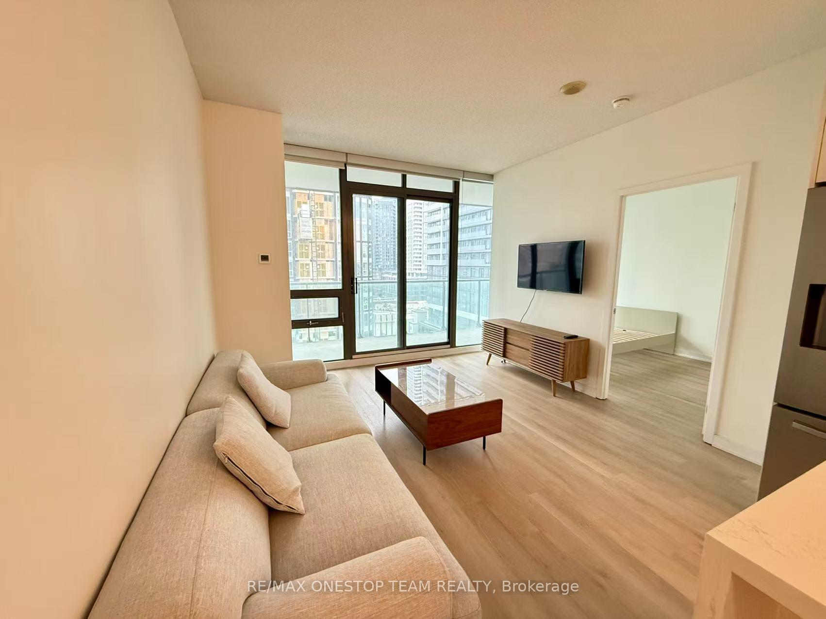 Photo 6 of Unit 1304, 33 Lombard Street, Toronto, Church-Yonge Corridor — HOMEH
