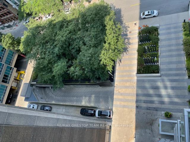 Photo 17 of Unit 1304, 33 Lombard Street, Toronto, Church-Yonge Corridor — HOMEH