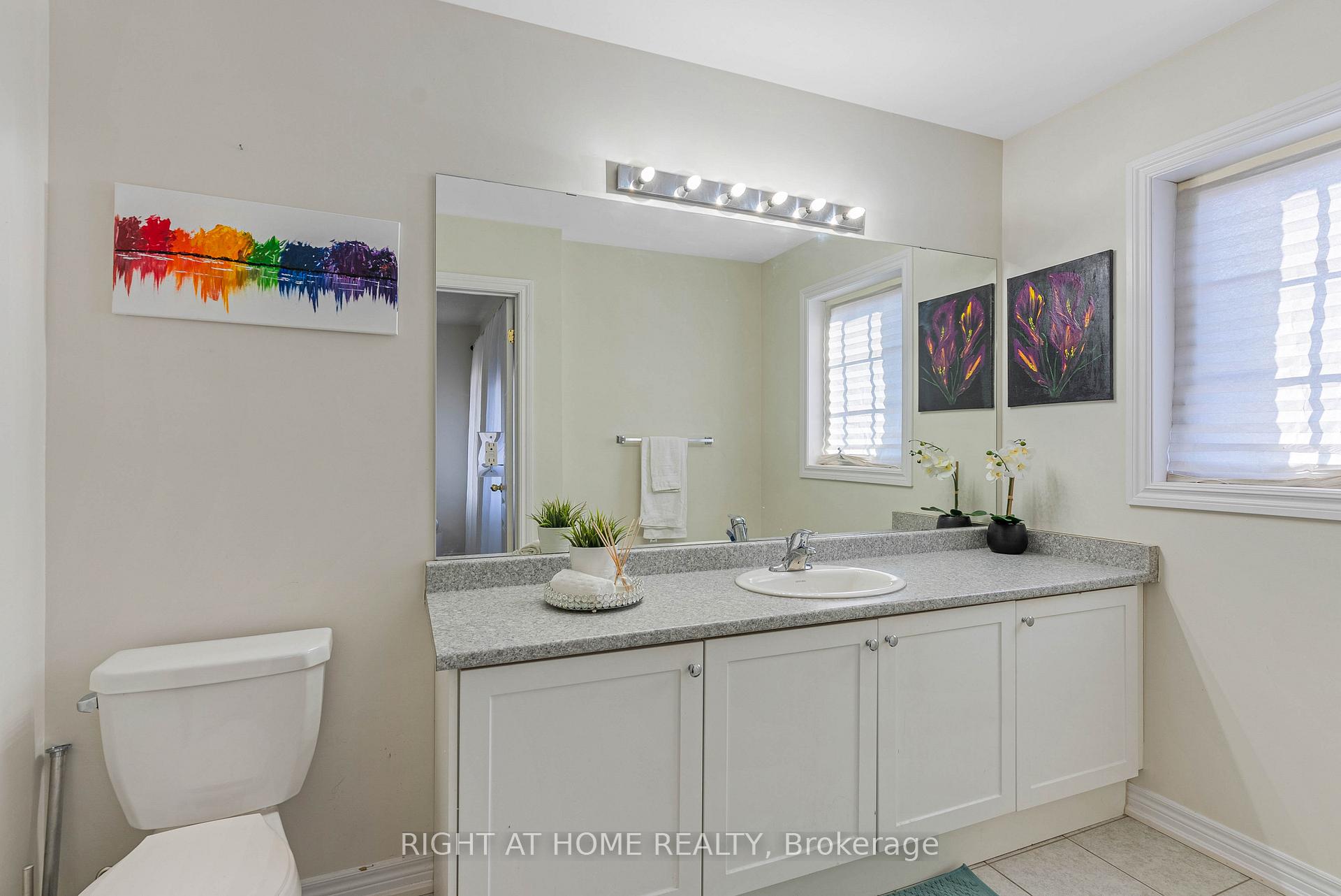 Photo 13 of 3 Rabbit Run Way, Brampton, Heart Lake East — HOMEH
