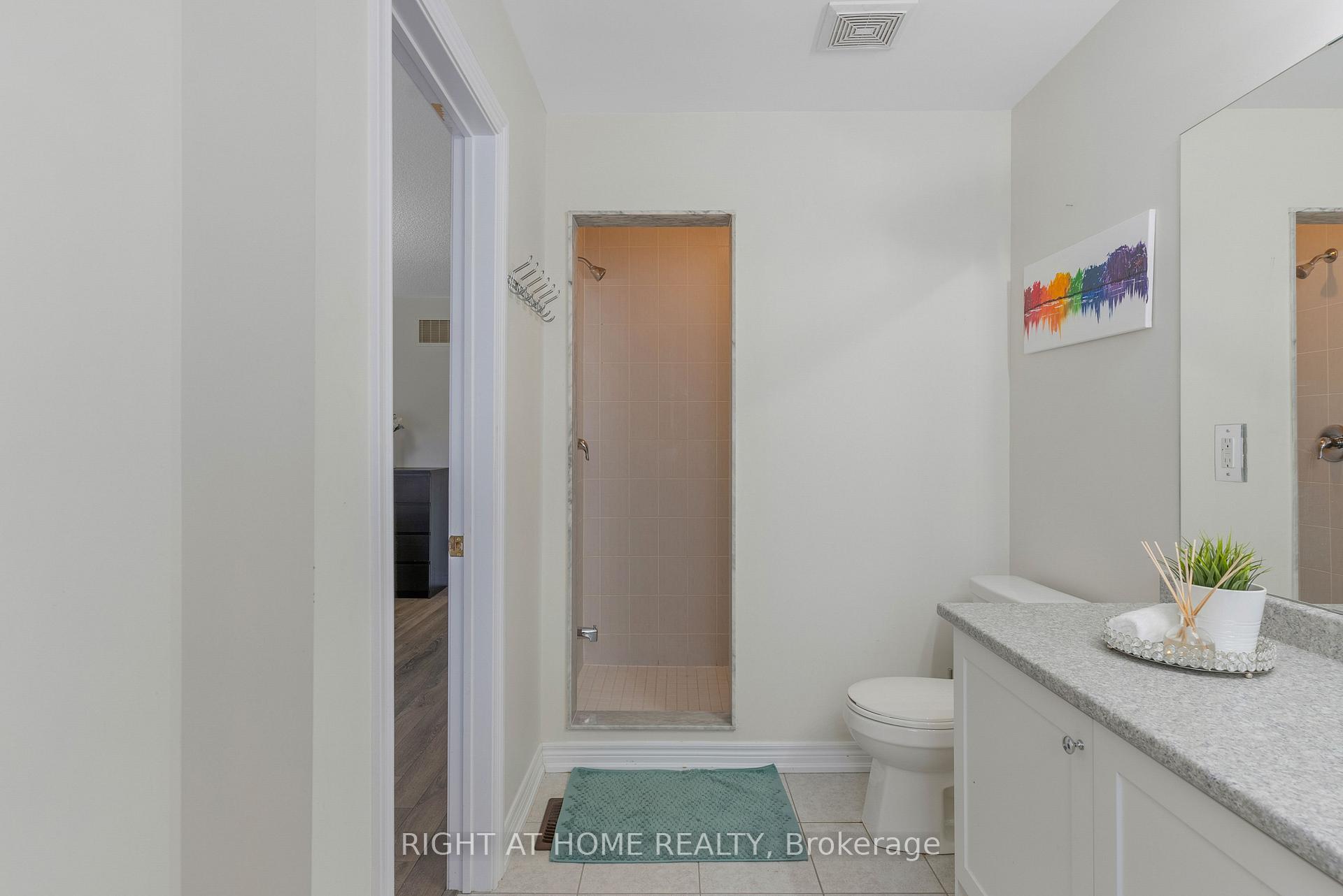 Photo 16 of 3 Rabbit Run Way, Brampton, Heart Lake East — HOMEH