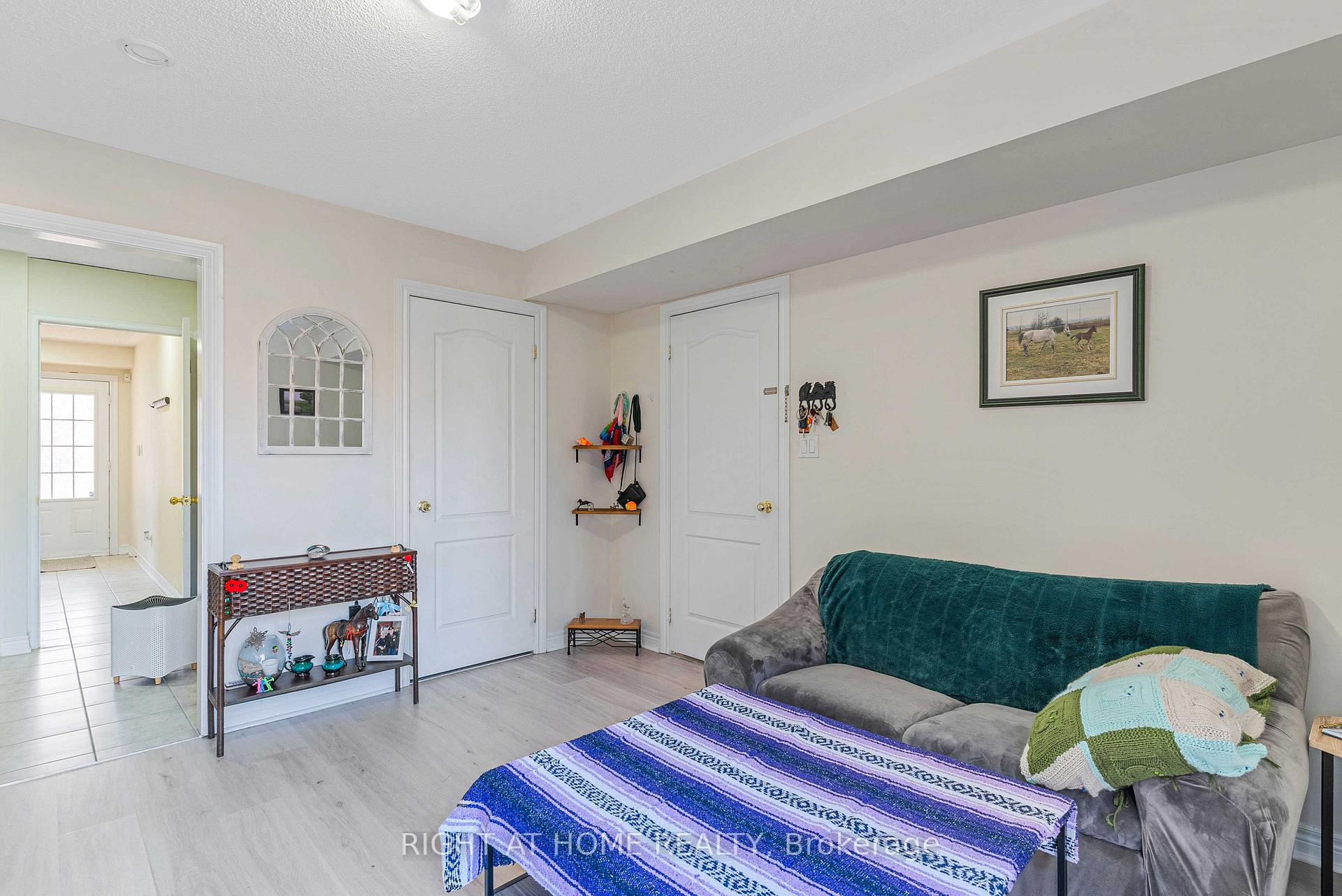 Photo 20 of 3 Rabbit Run Way, Brampton, Heart Lake East — HOMEH