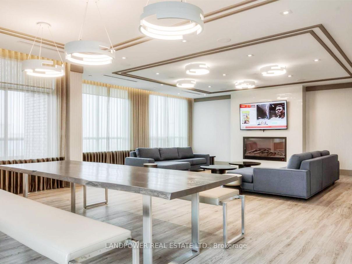 Photo 14 of Unit 228, 25 Water Walk Drive, Markham, Unionville — HOMEH