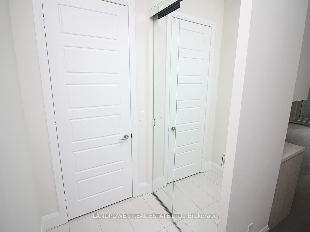 Photo 18 of Unit 228, 25 Water Walk Drive, Markham, Unionville — HOMEH