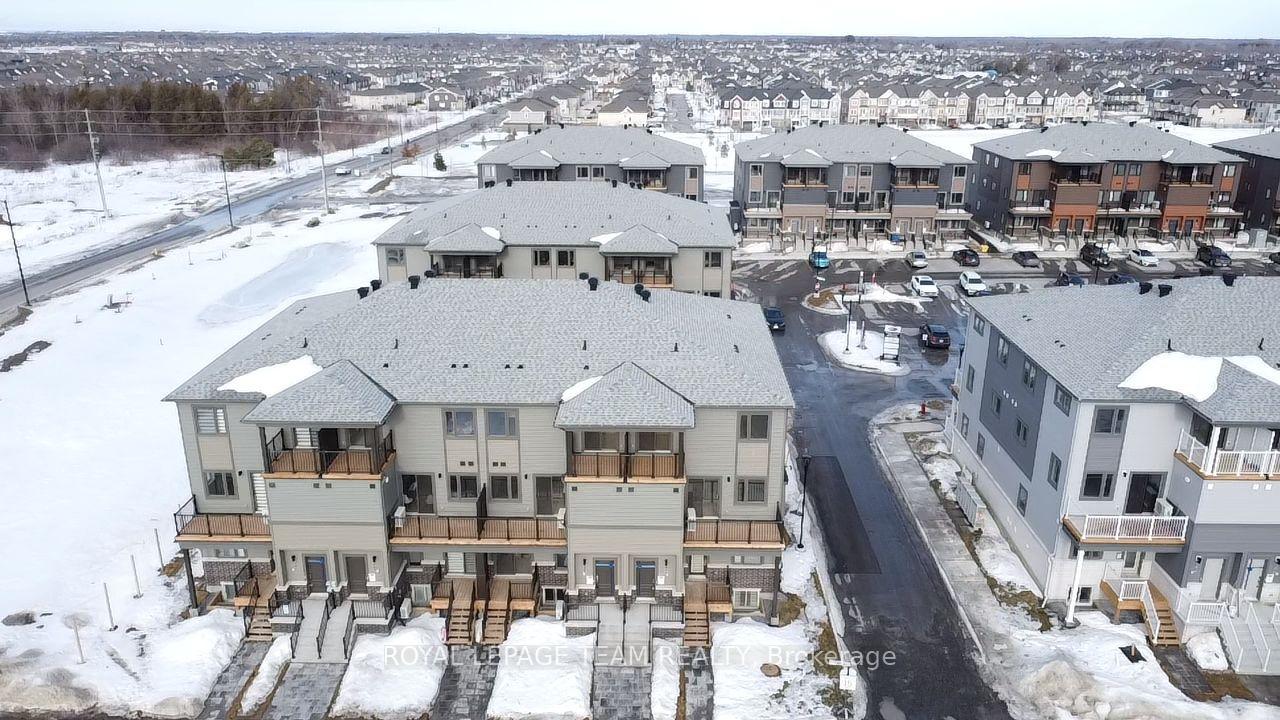 Photo 21 of 100 Parnian Pvt, Ottawa, Barrhaven - Half Moon Bay — HOMEH