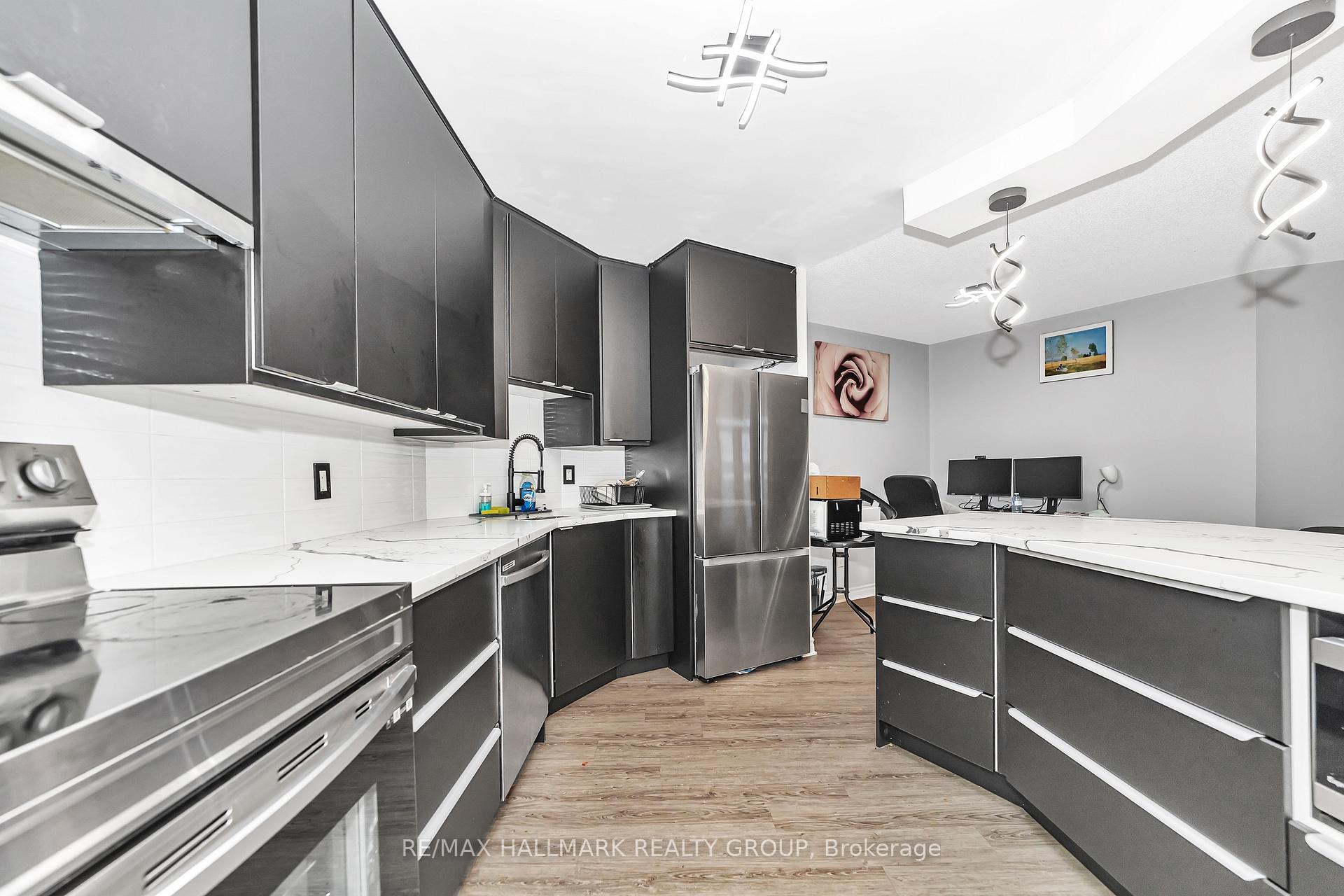 Photo 2 of Unit 201, 1025 Grenon Avenue, Ottawa, Fairfield Heights — HOMEH