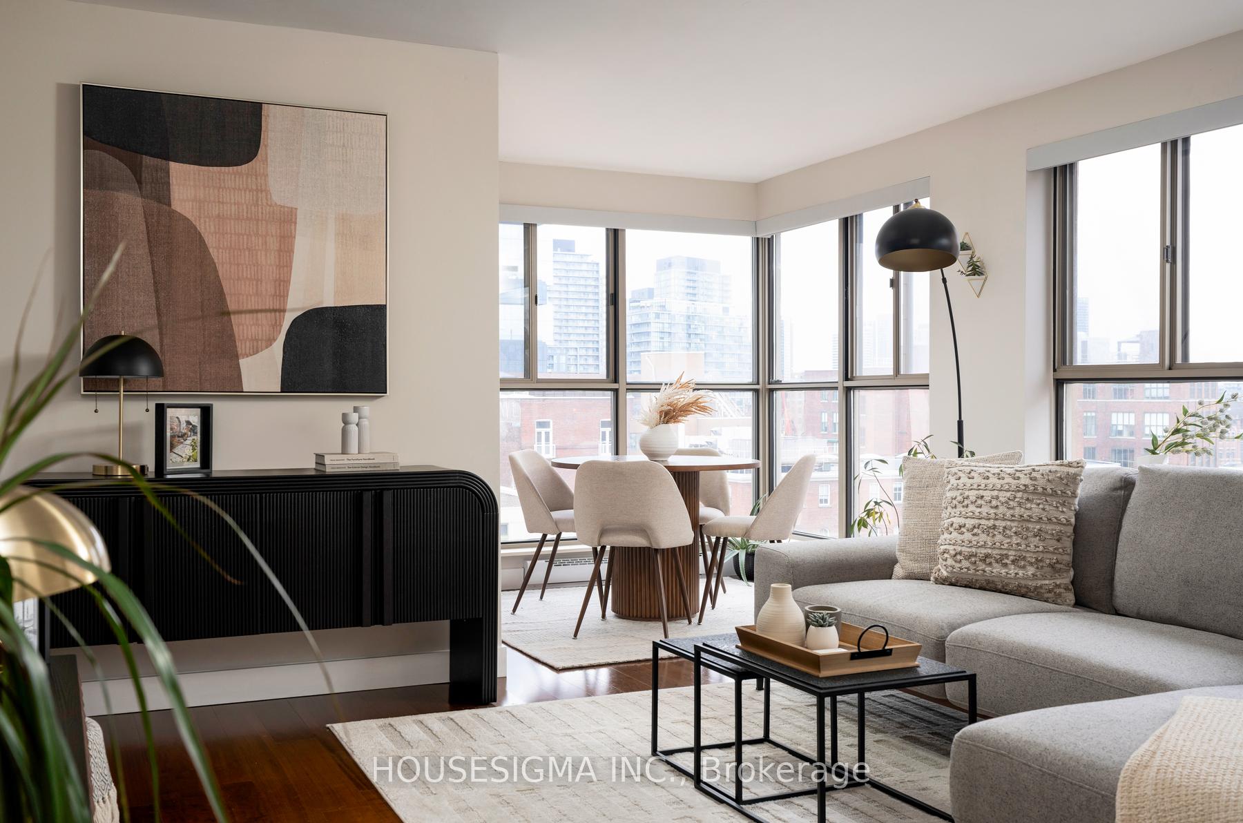 Photo 2 of Unit 827, 65 Scadding Avenue, Toronto, Waterfront Communities — HOMEH