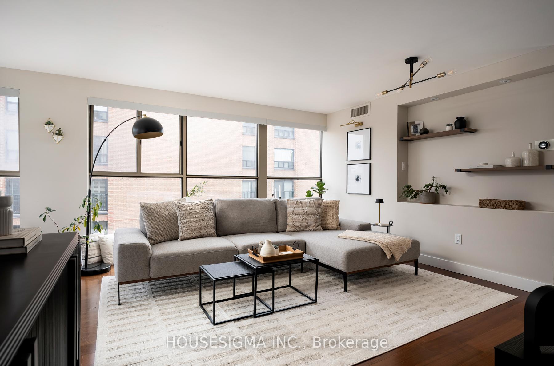 Photo 4 of Unit 827, 65 Scadding Avenue, Toronto, Waterfront Communities — HOMEH