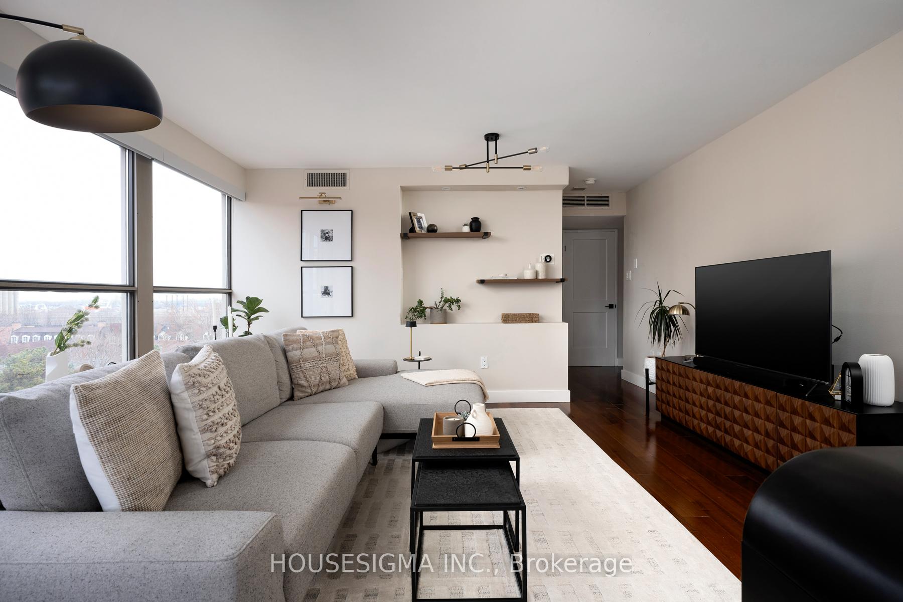 Photo 5 of Unit 827, 65 Scadding Avenue, Toronto, Waterfront Communities — HOMEH