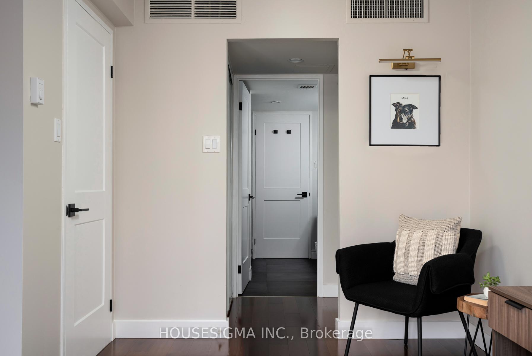 Photo 11 of Unit 827, 65 Scadding Avenue, Toronto, Waterfront Communities — HOMEH