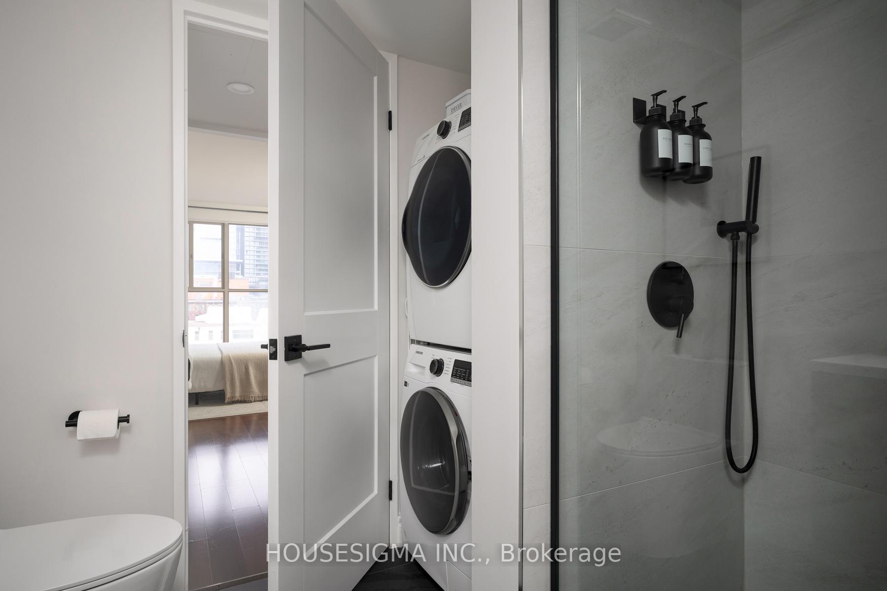 Photo 14 of Unit 827, 65 Scadding Avenue, Toronto, Waterfront Communities — HOMEH