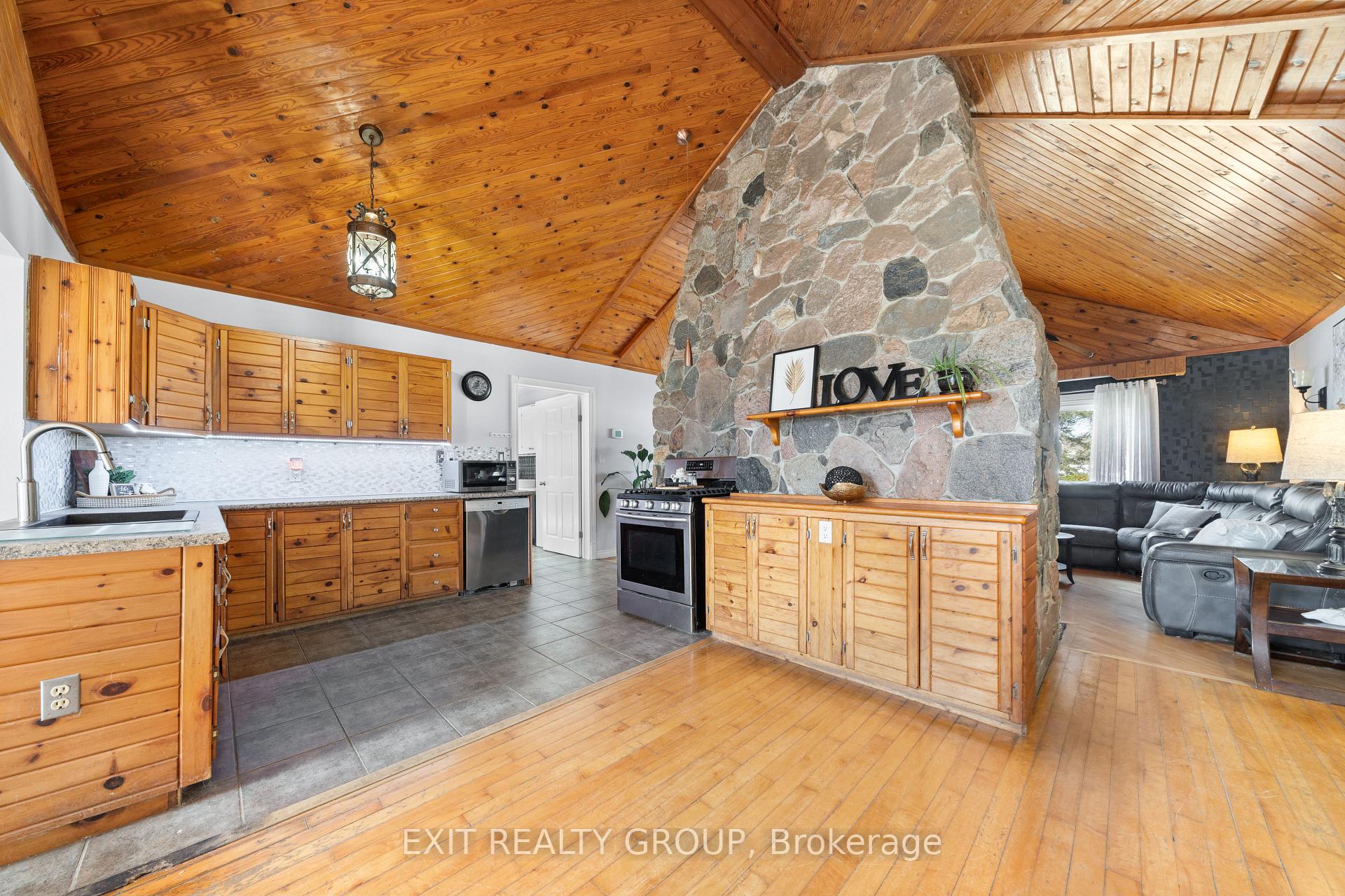 Photo 7 of 652 Scriver Road, Brighton, Rural Brighton — HOMEH