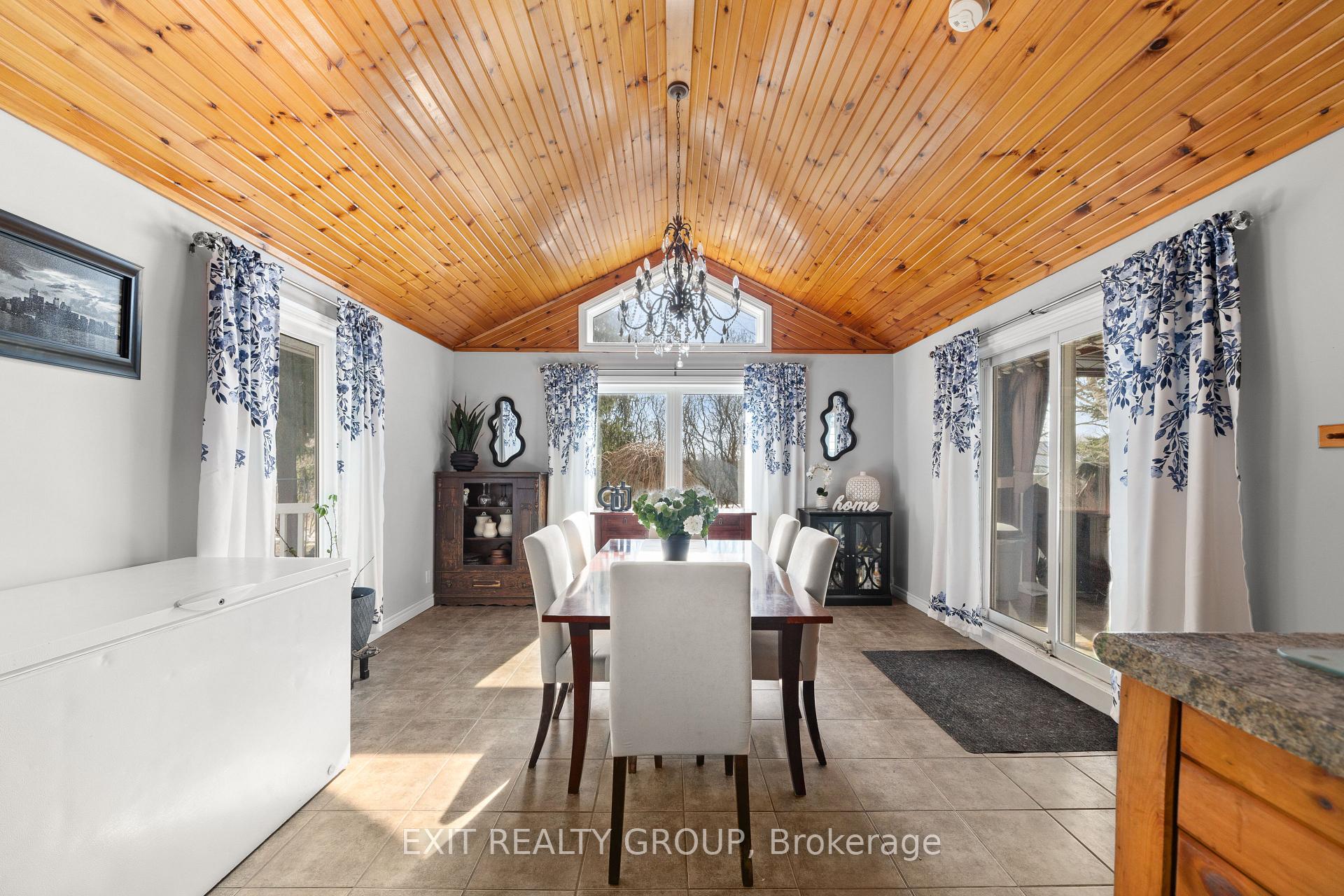 Photo 10 of 652 Scriver Road, Brighton, Rural Brighton — HOMEH