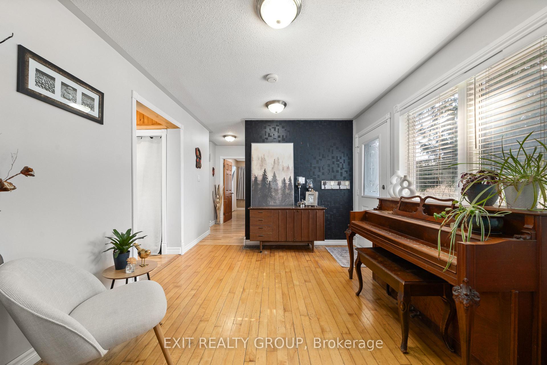 Photo 13 of 652 Scriver Road, Brighton, Rural Brighton — HOMEH
