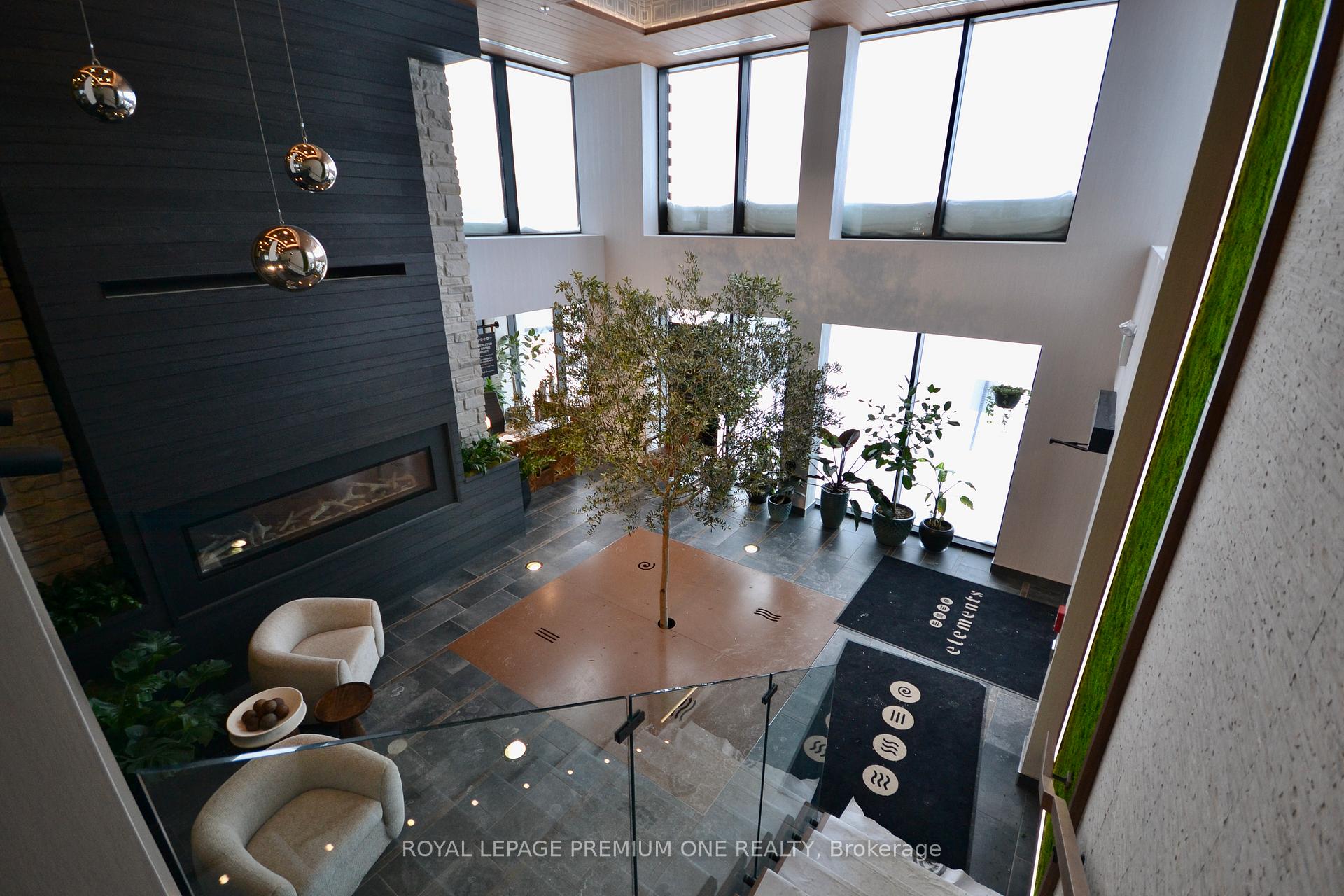Photo 4 of Unit 512, 15 Kneeshaw Drive, Barrie, Rural Barrie Southeast — HOMEH