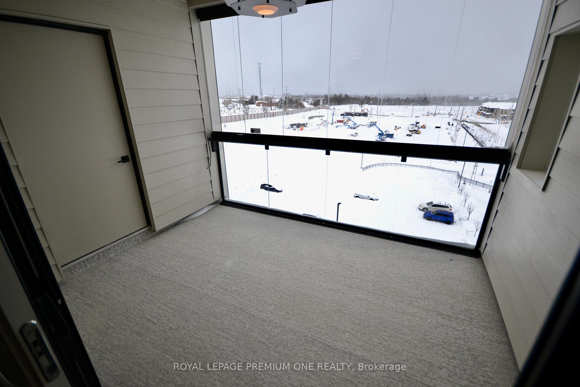 Photo 19 of Unit 512, 15 Kneeshaw Drive, Barrie, Rural Barrie Southeast — HOMEH