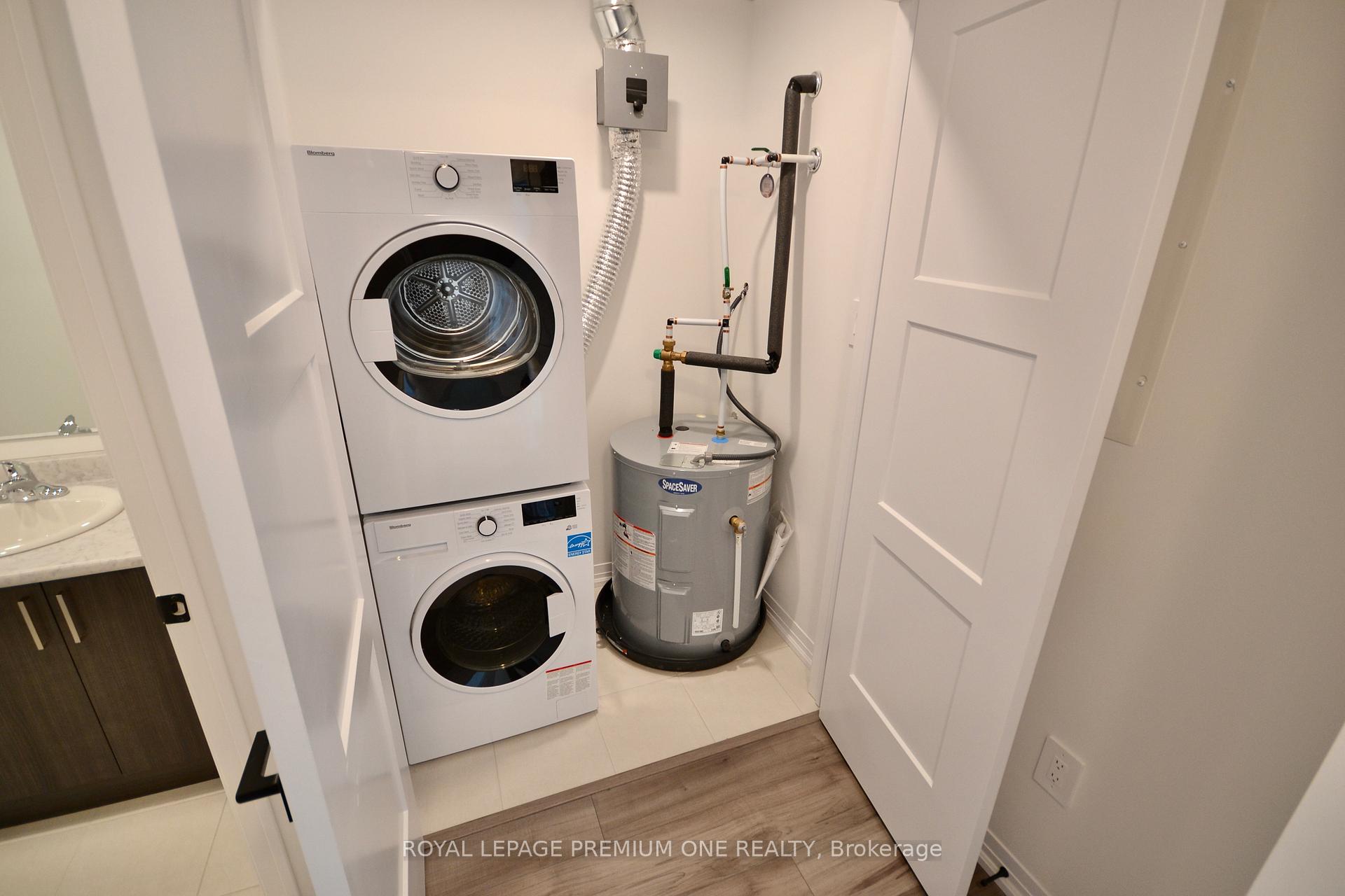 Photo 23 of Unit 512, 15 Kneeshaw Drive, Barrie, Rural Barrie Southeast — HOMEH