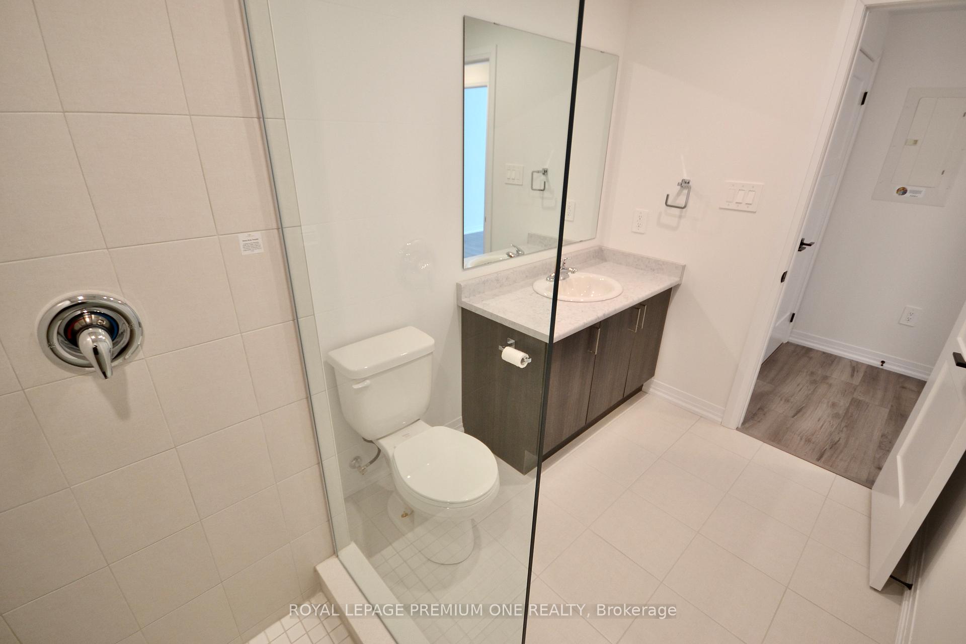 Photo 31 of Unit 512, 15 Kneeshaw Drive, Barrie, Rural Barrie Southeast — HOMEH