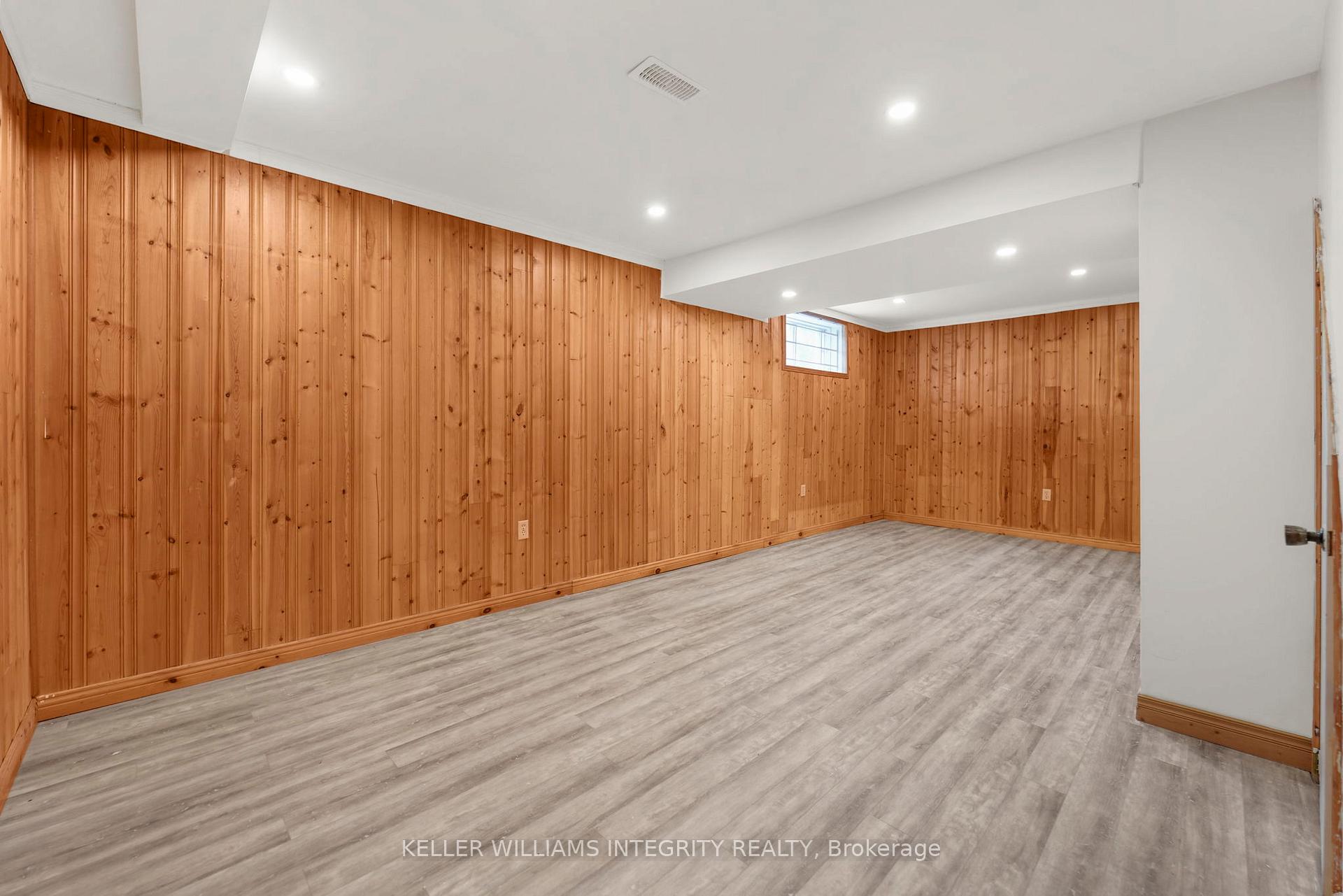 Photo 45 of 44 Poole Creek Crescent, Ottawa, Fringewood — HOMEH