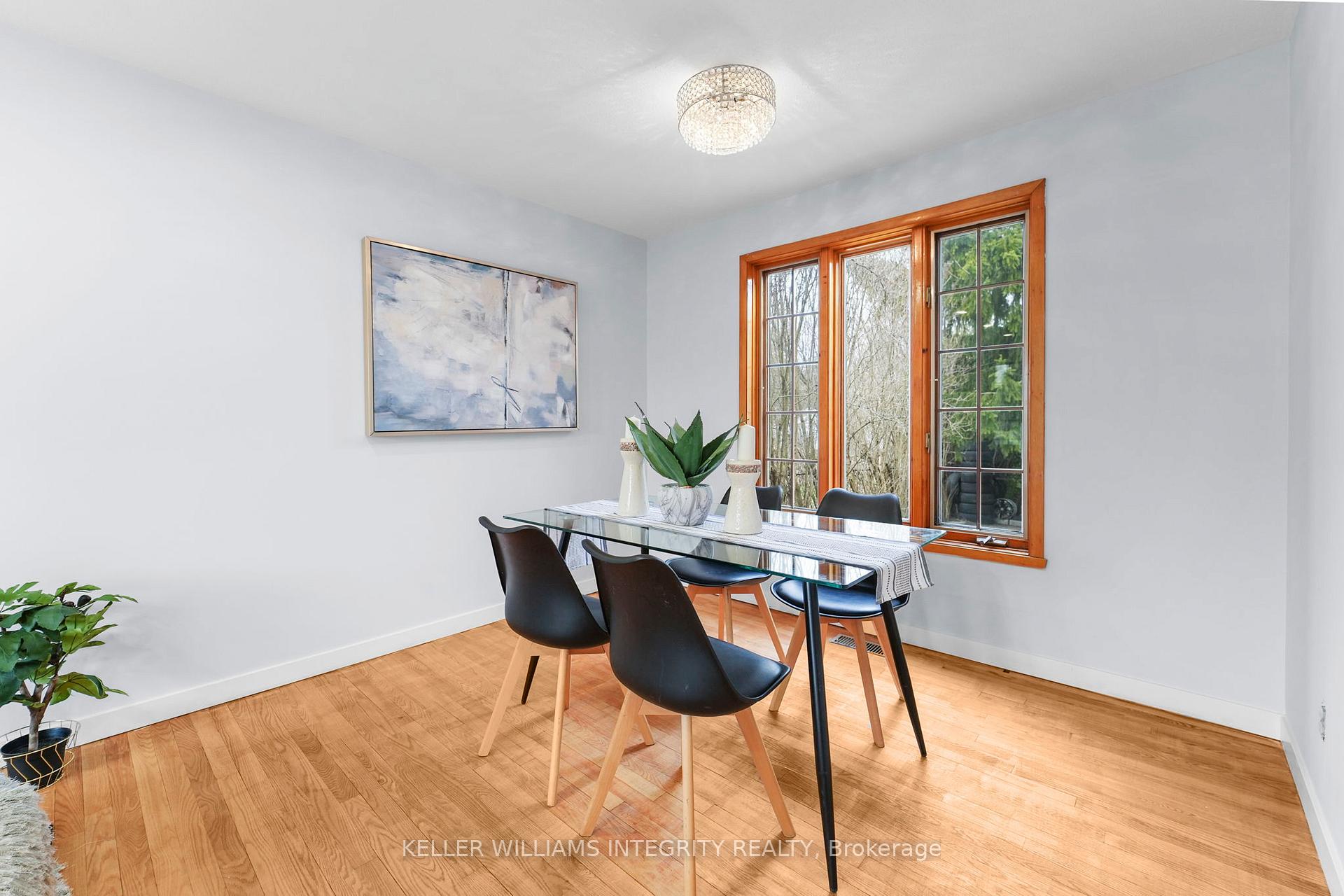 Photo 8 of 44 Poole Creek Crescent, Ottawa, Fringewood — HOMEH