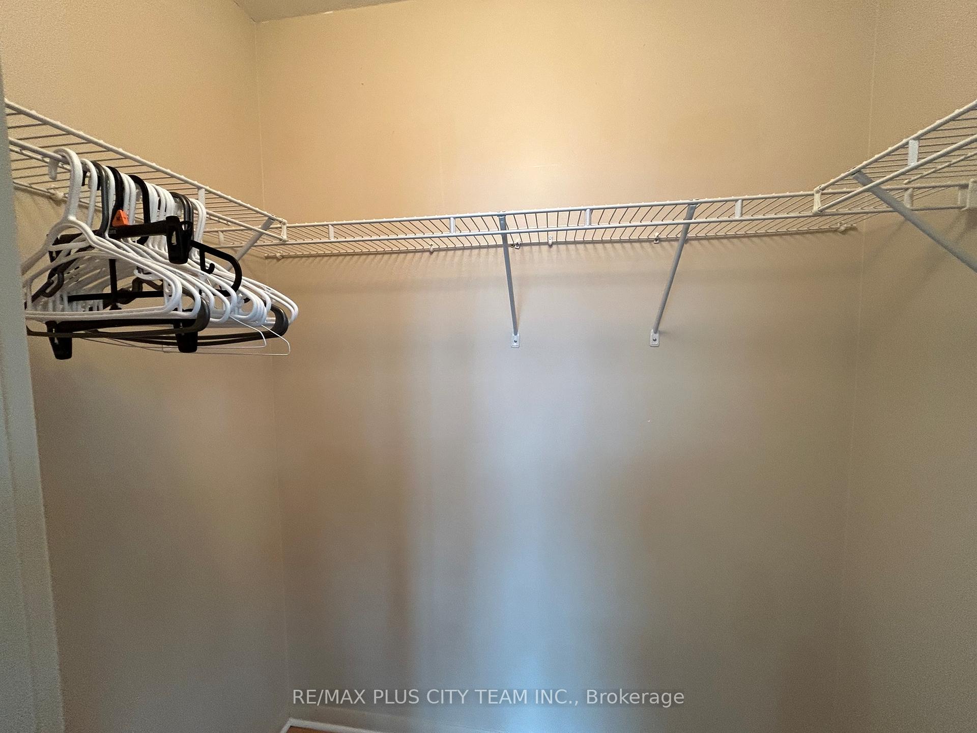 Photo 4 of Unit 1223, 333 Adelaide Street E, Toronto, Moss Park — HOMEH