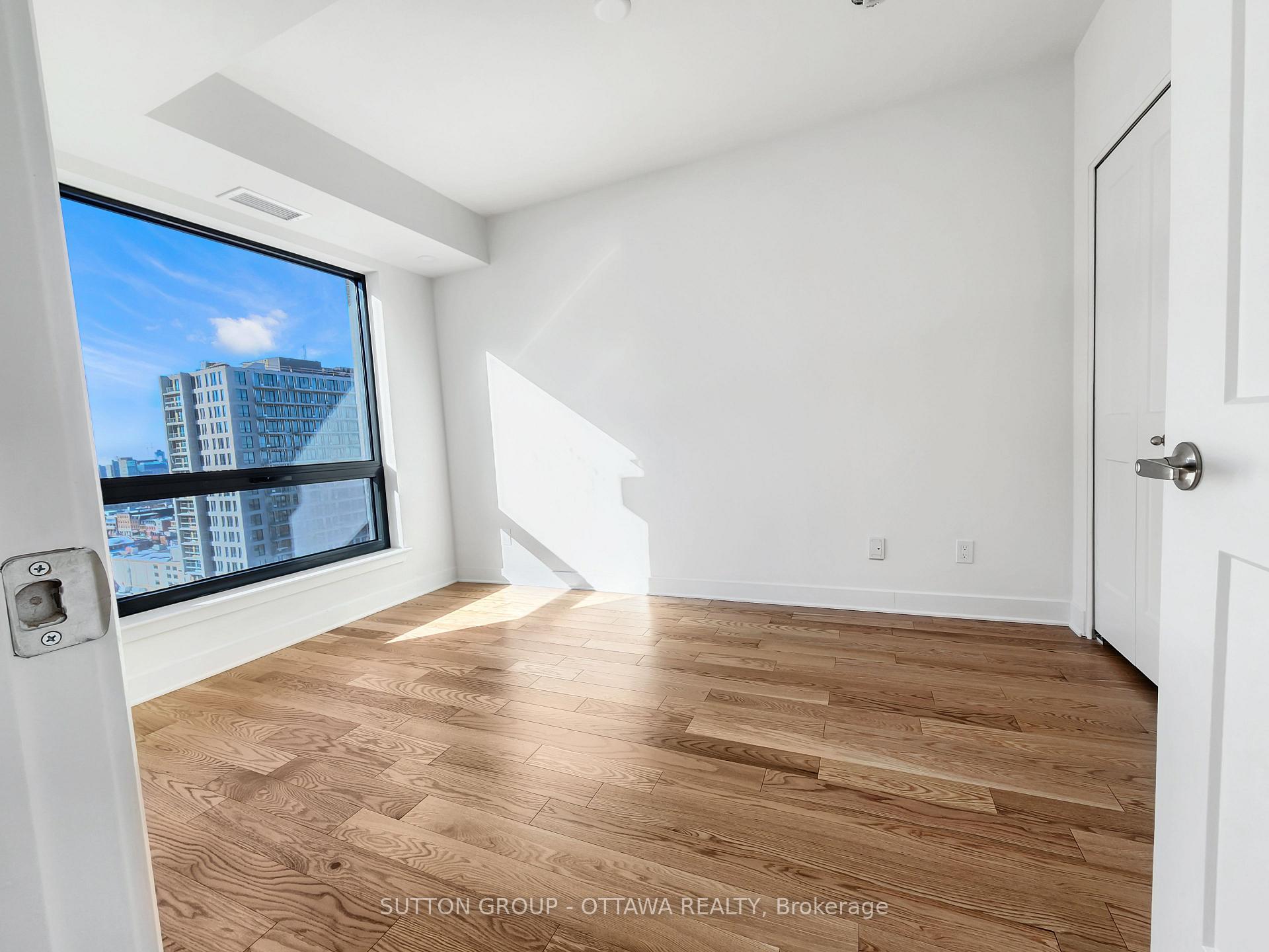 Photo 16 of Unit 1701, 180 George Street, Ottawa, Lower Town/Byward Market — HOMEH
